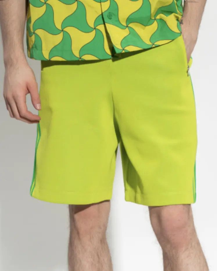 Bottega Veneta Bottega Veneta Lime Green Shorts Size US 32 / EU 48 - 1 Thumbnail