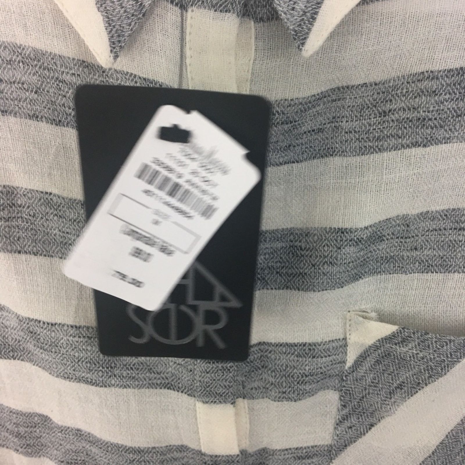 Chaser Brand NWT Chaser Women's Button Down Shirt Top Size Medium Size M / US 6-8 / IT 42-44 - 4 Thumbnail