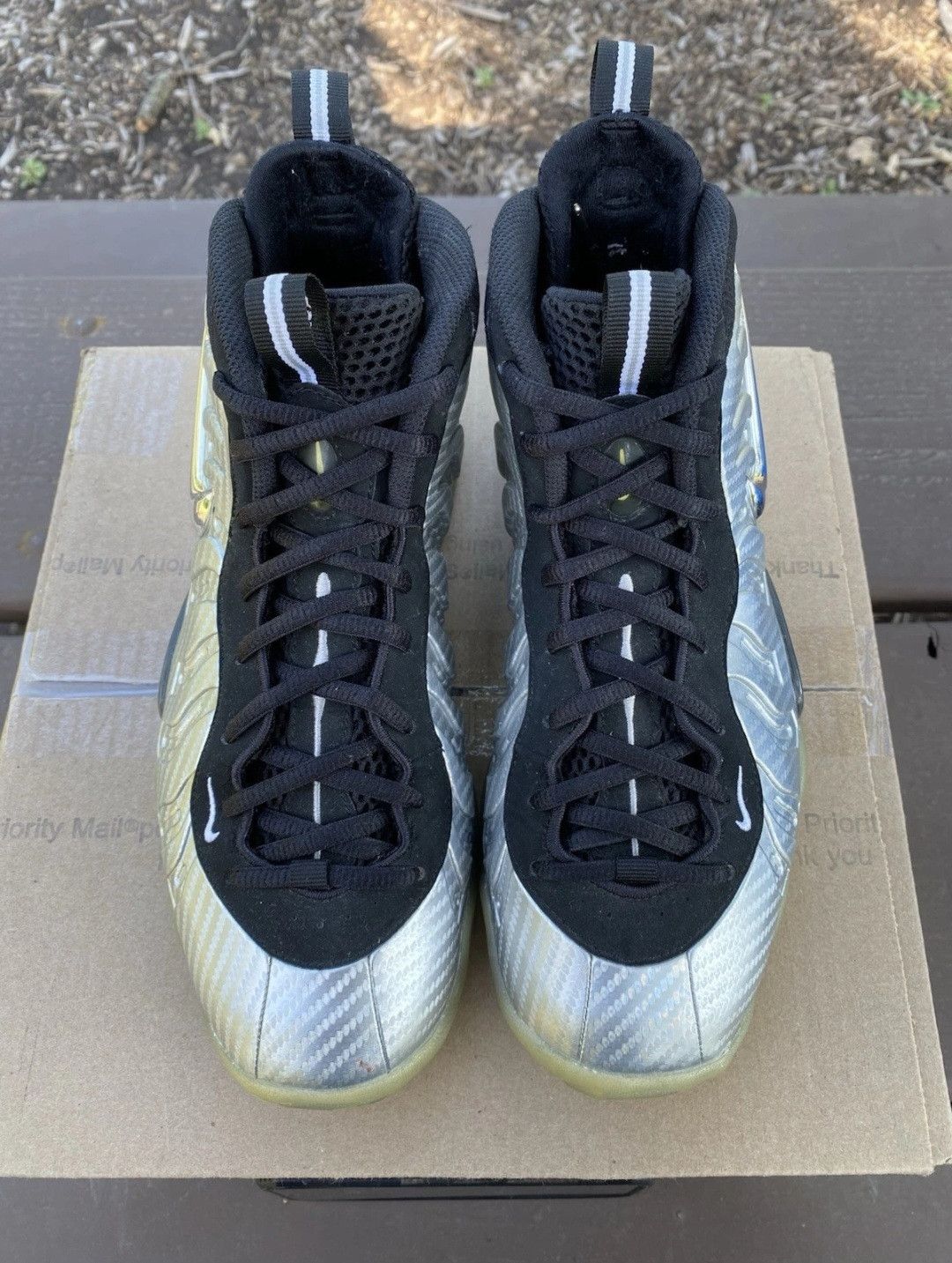Nike Nike Little Posite Foamposite Pro GS Silver Surfer Size US 7 / EU 40 - 2 Thumbnail