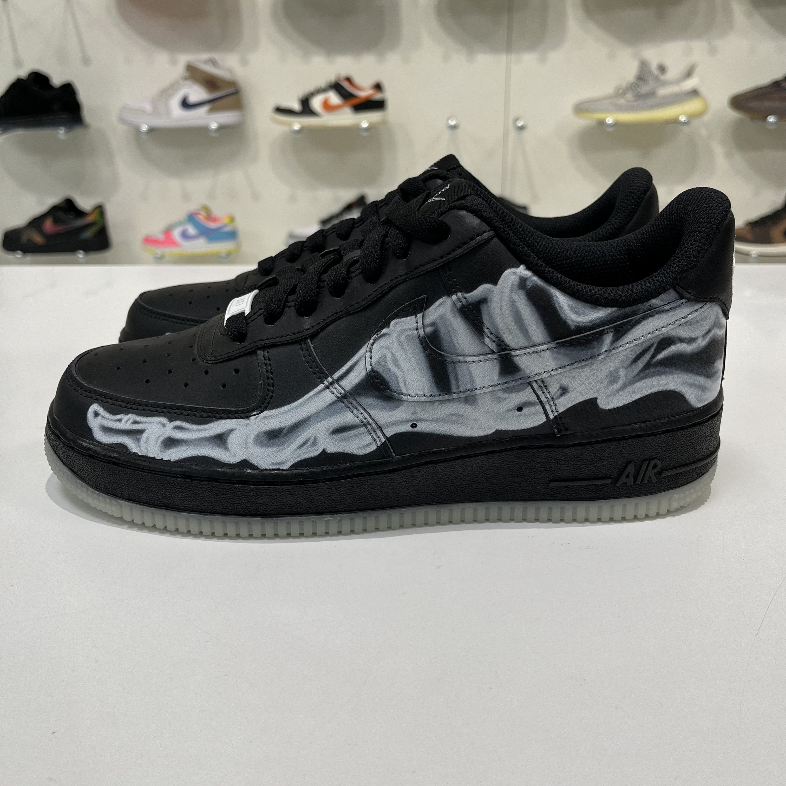 Nike Nike Air Force 1 Low Skeleton Halloween Black 2019 Size US 7 / EU 40 - 2 Thumbnail
