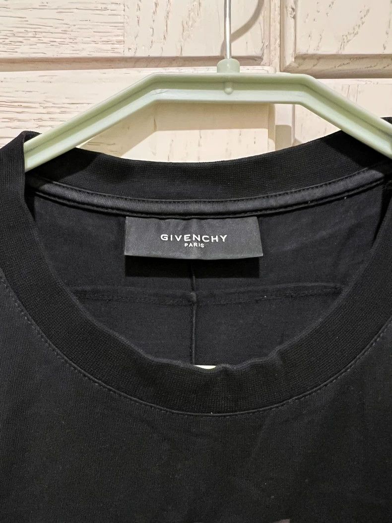 Givenchy Givenchy T-shirt Tee Black Print Size US M / EU 48-50 / 2 - 4 Thumbnail