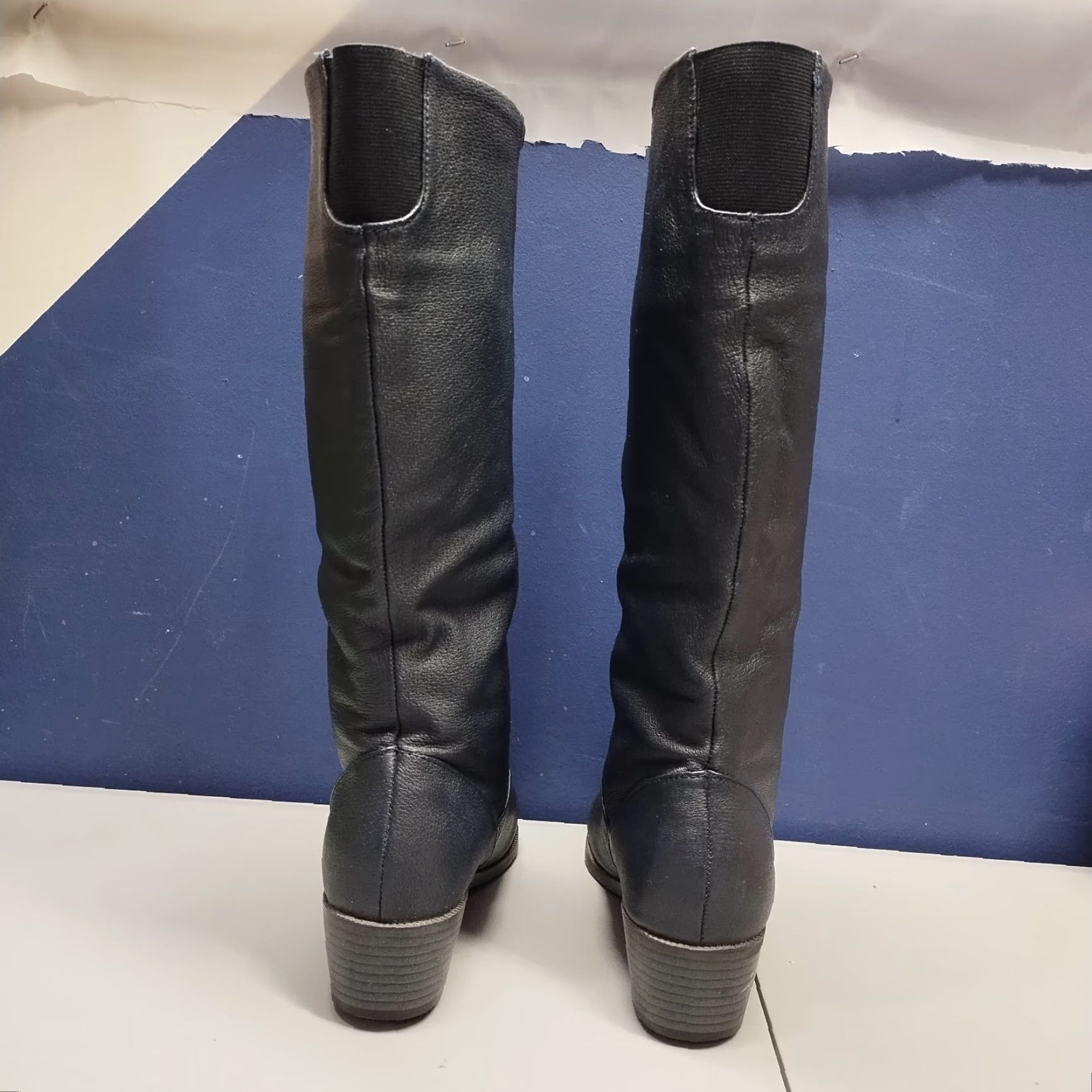 Vintage Bagatelle Navy Leather Knee High Boots Womens US 6M Almond Toe Rubber Sole Block Heel Formal Workwear Size ONE SIZE - 3 Thumbnail