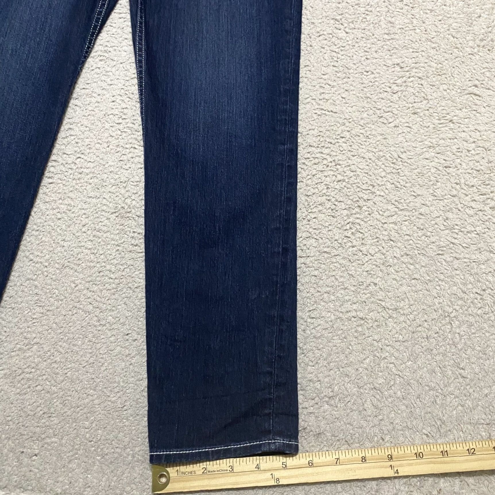 Apt. 9 Apt. 9 Jeans Womens Sz 4 Capri Denim Blue Dark Wash Straight Rhinestone Pockets Size 27" / US 4 / IT 40 - 5 Thumbnail