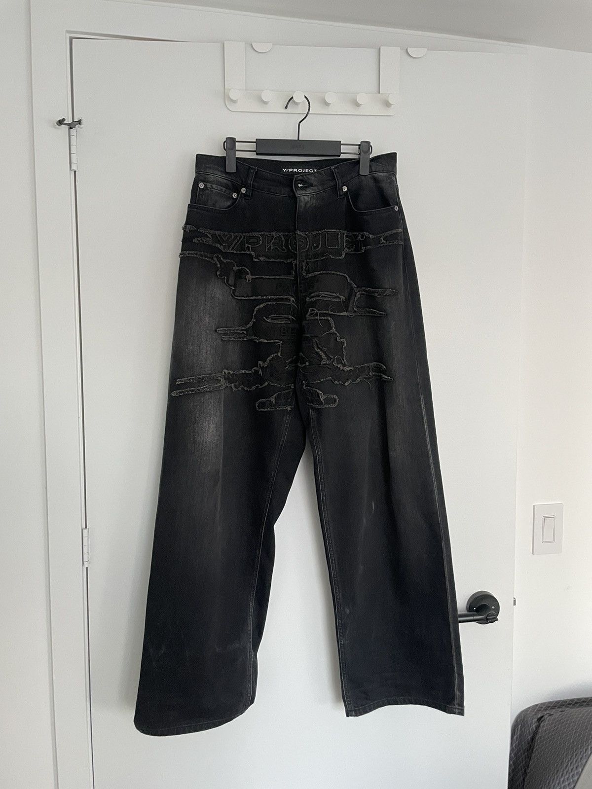 Y/Project Y/PROJECT Black Paris' Best Patch Jeans in washed Black Size US 28 / EU 44 - 1 Thumbnail