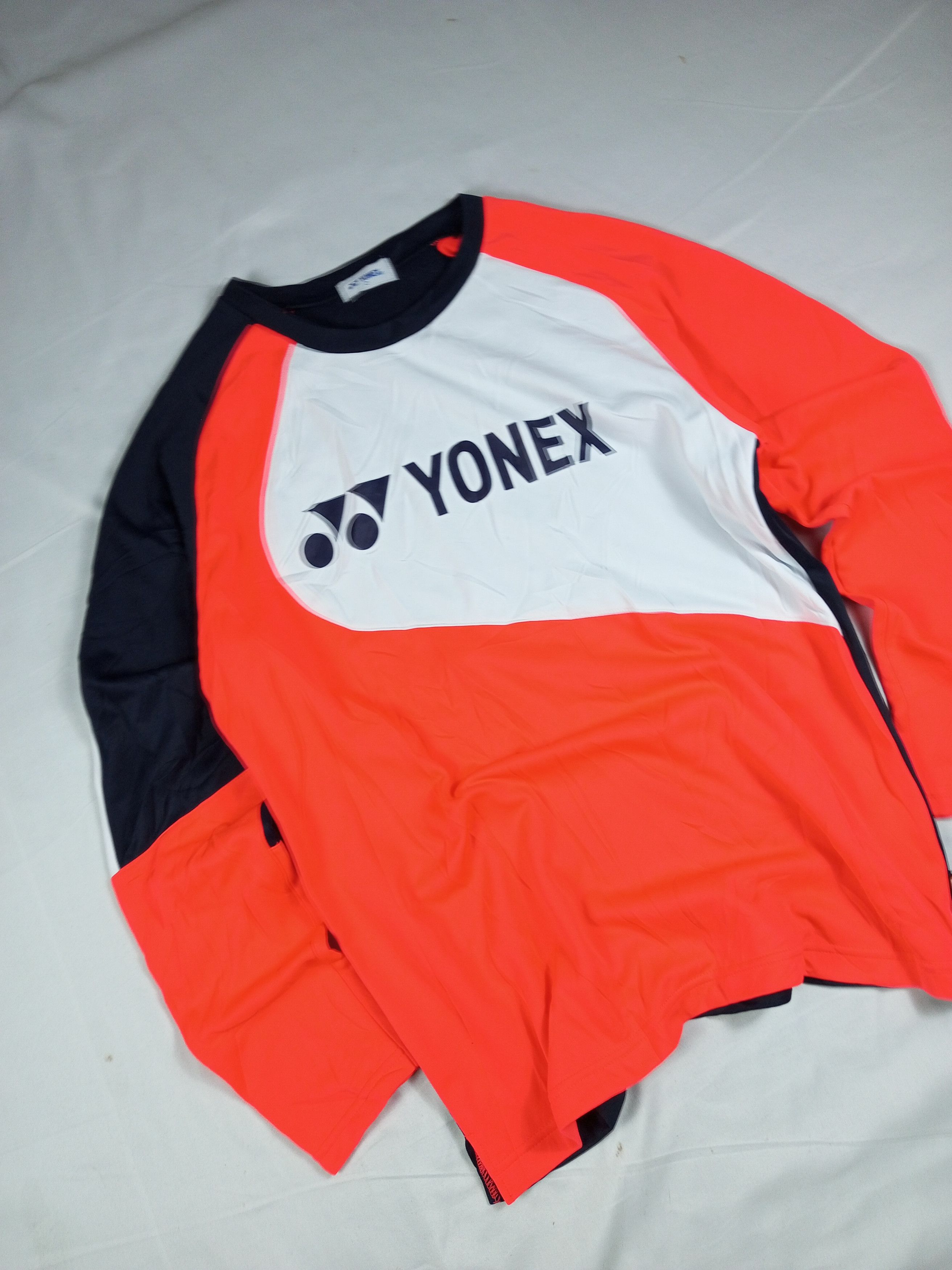 Japanese Brand YONEX HEAT CAPSULE LONG SLEEVE POLYESTER T SHIRT Size US M / EU 48-50 / 2 - 3 Thumbnail