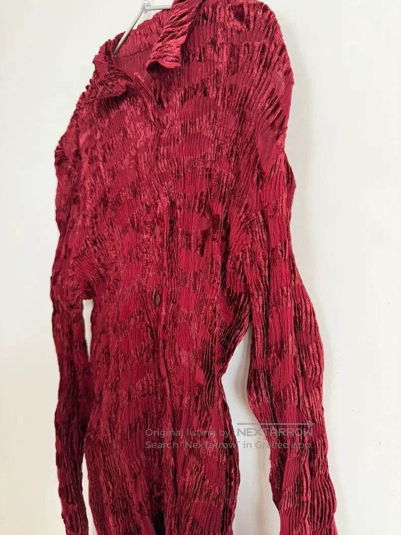 Issey Miyake Issey Miyake Velvet Pleated Top Size M / US 6-8 / IT 42-44 - 1 Thumbnail