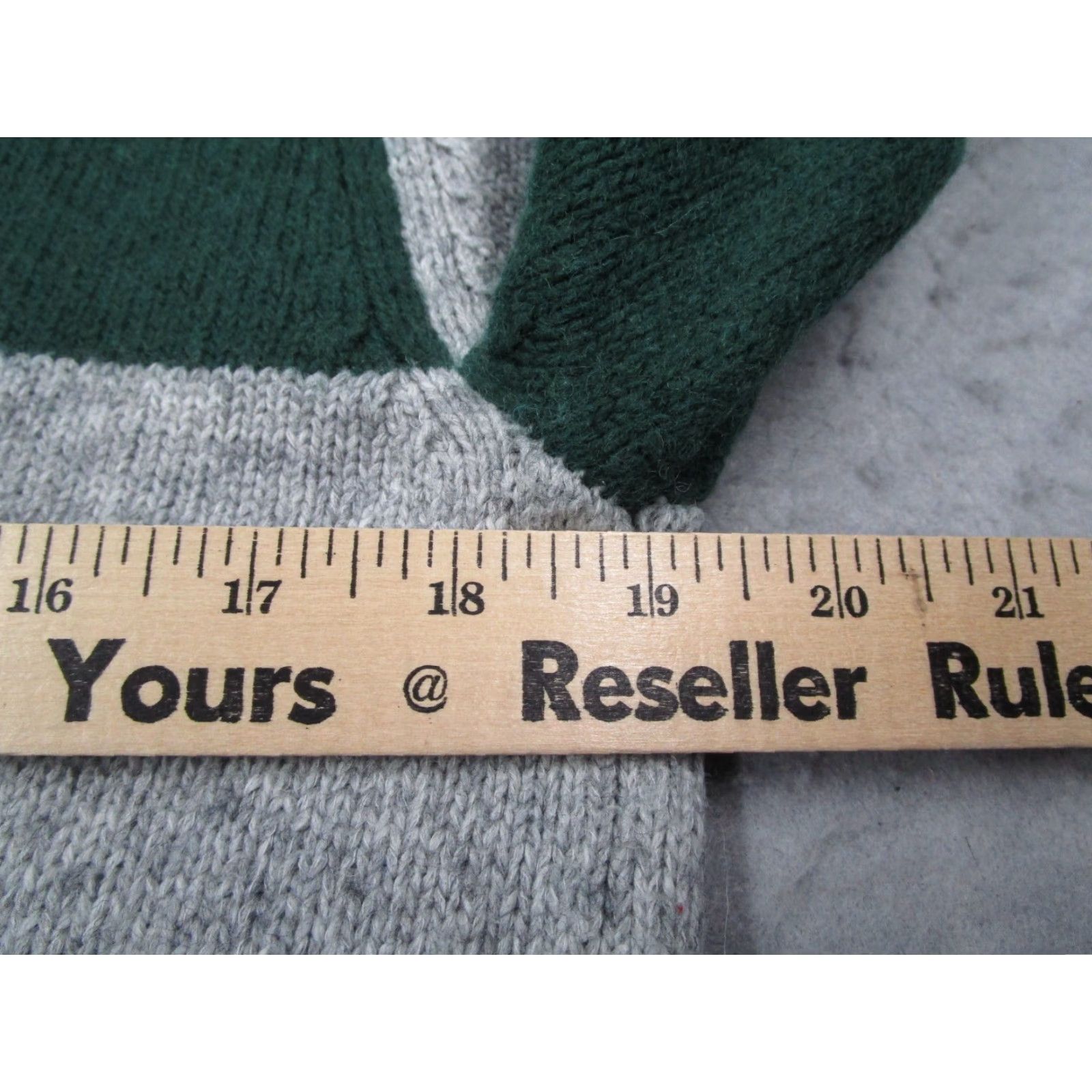 Tommy Hilfiger VINTAGE Tommy Hilfiger Sweater Mens Medium Green Striped Lambswool Pullover Crew Neck 90s Mens Size US M / EU 48-50 / 2 - 5 Thumbnail