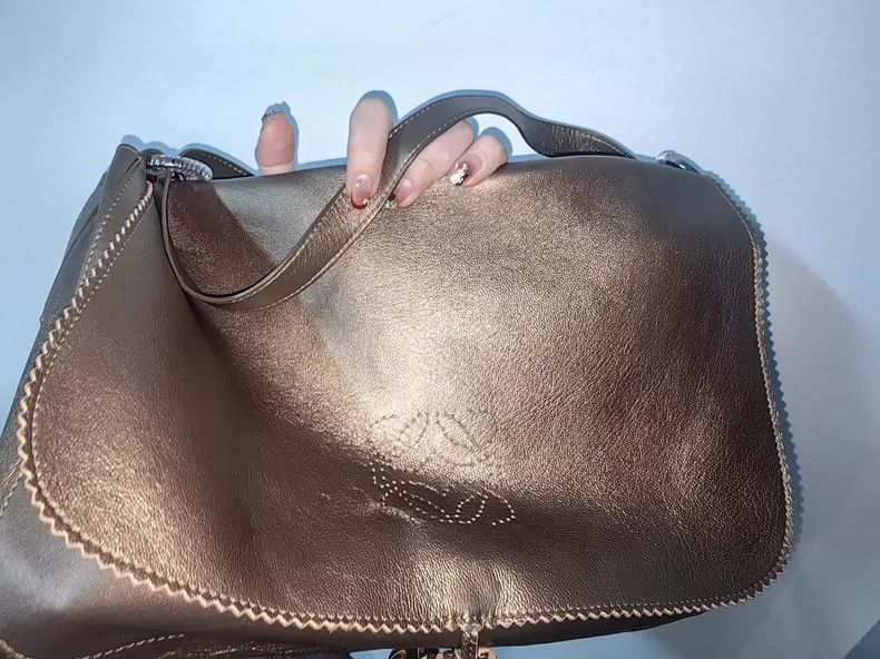 Loewe loewe Pre-loved tassel clamshell bag 2503-Nextarrow Size ONE SIZE - 3 Thumbnail