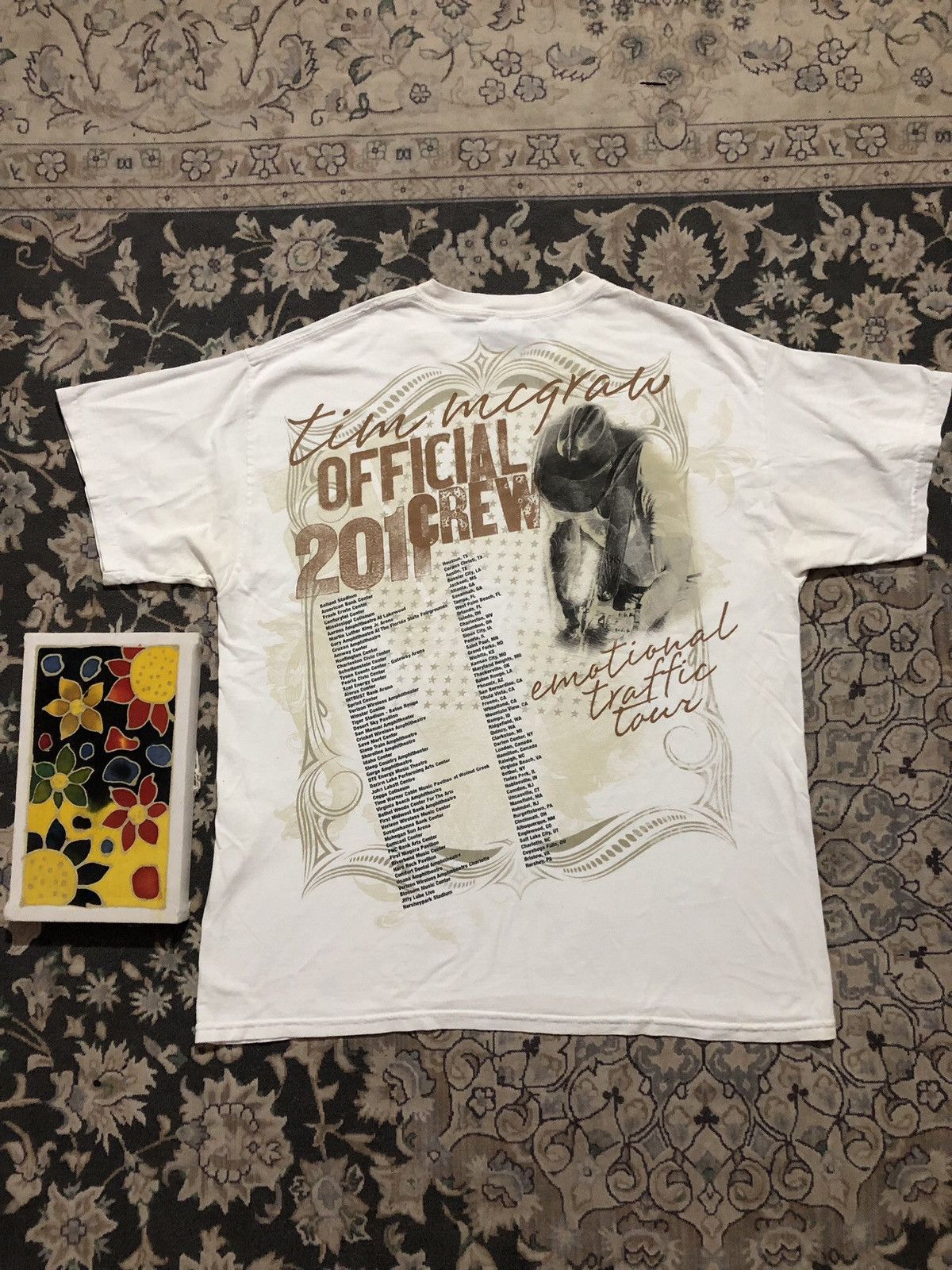 Band Tees × Vintage TIM MCGRAW OFFICIAL CREW TOUR 2011 Size US L / EU 52-54 / 3 - 2 Thumbnail