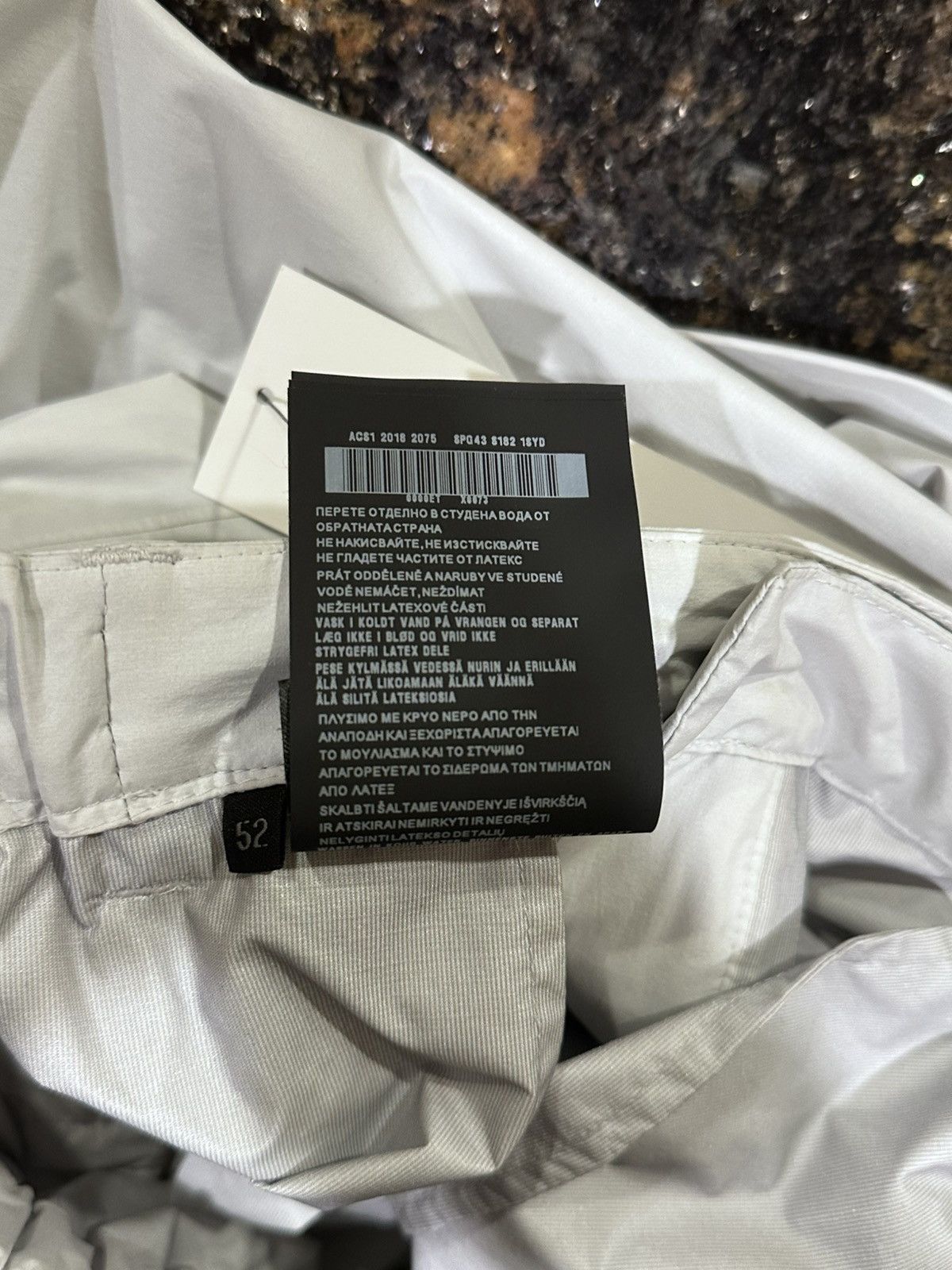 Prada Prada Linea Rossa White/Cream Nylon Pants SPG43 2018 Size US 34 / EU 50 - 14 Thumbnail