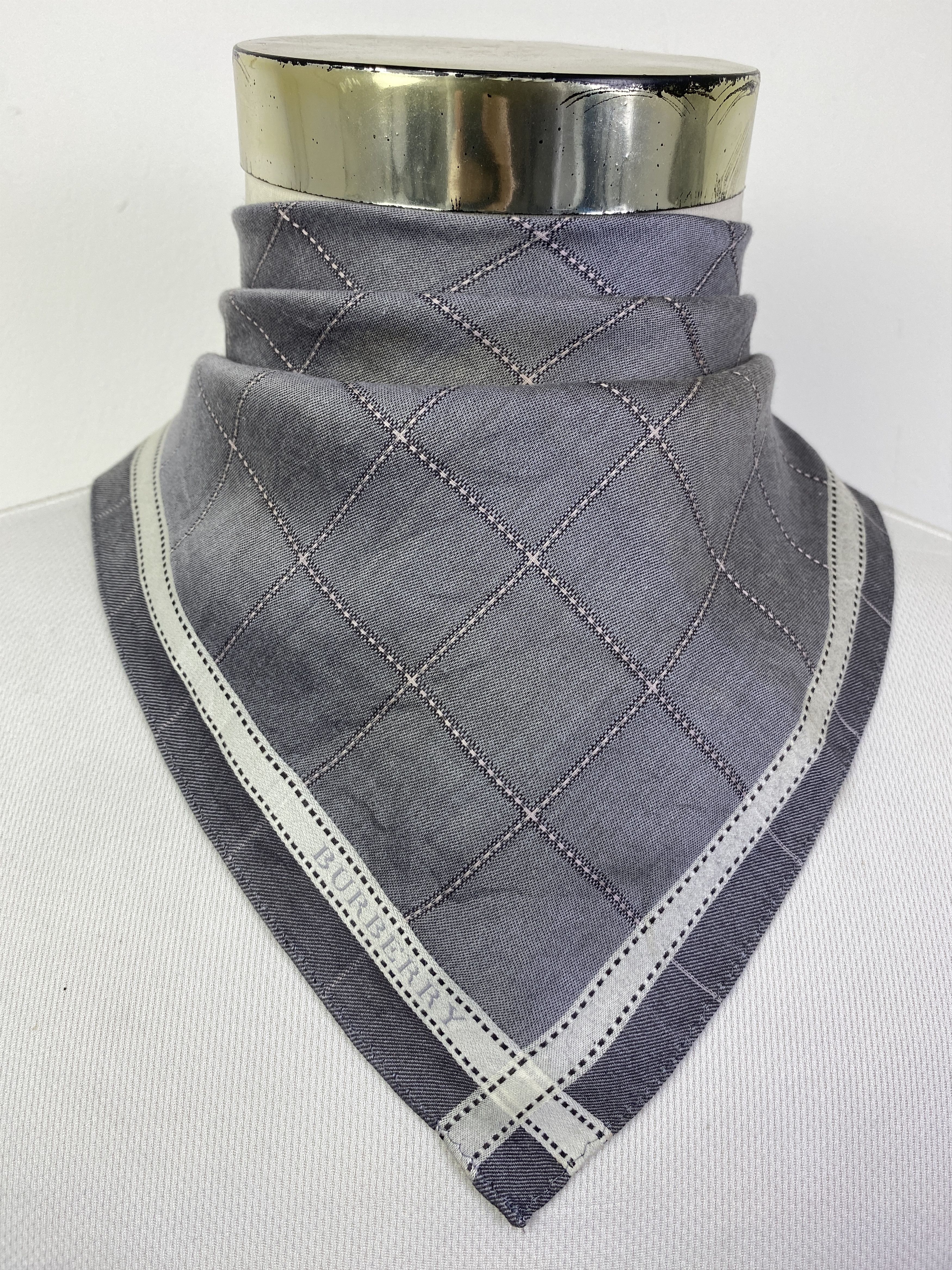Burberry Vintage Burberry Handkerchief / Neckerchief KT0006 Size ONE SIZE - 2 Thumbnail