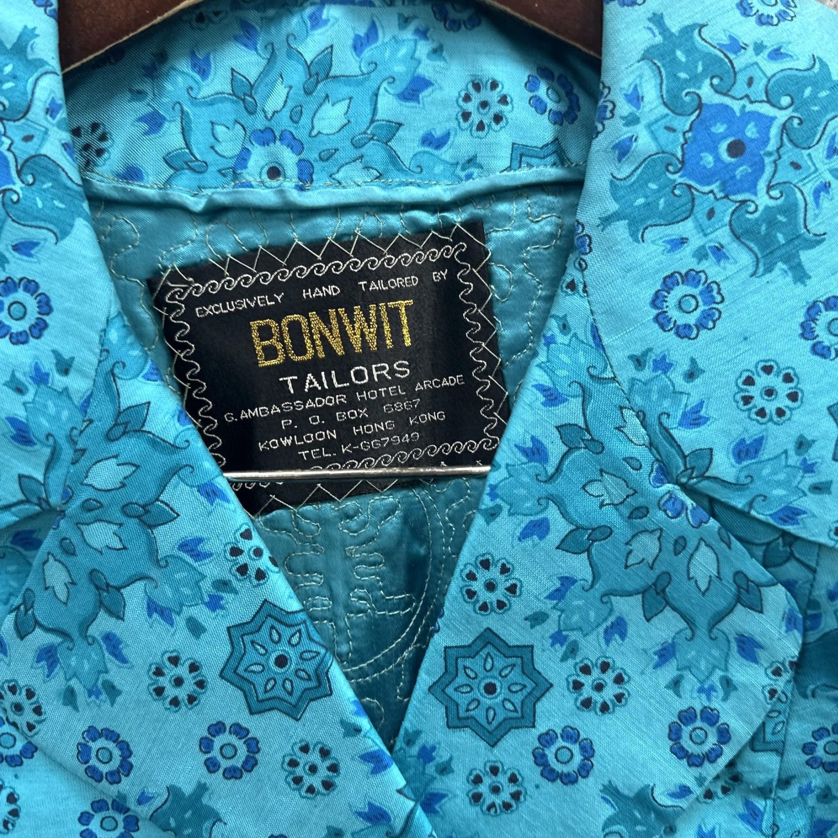 Vintage VINTAGE Bonwit Tailors Coat Womens M Turquoise Blue Floral Brocade 60s Overcoat Silk Lined Button Front Notched Collar Pockets Size M / US 6-8 / IT 42-44 - 6 Thumbnail