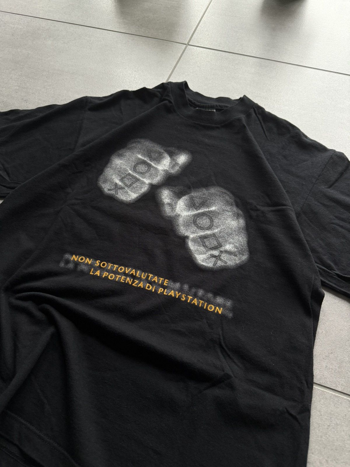 Japanese Brand × Playstation × Vintage 90‘s PlayStation Promo Vintage Tshirt PS1 ( RARE ) Size US L / EU 52-54 / 3 - 3 Thumbnail