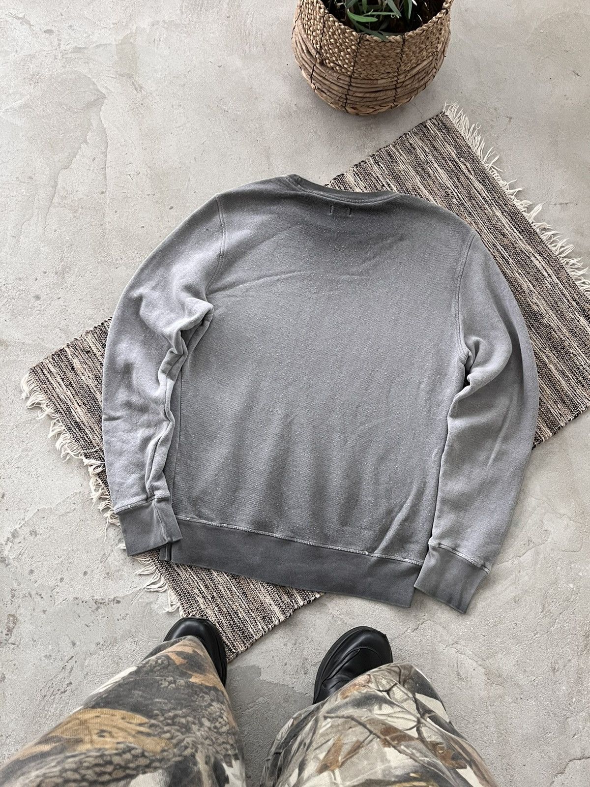 Diesel Vintage Diesel Grey Faded Big Logo Avantgarde Sweatshirt Y2K Size US L / EU 52-54 / 3 - 3 Thumbnail