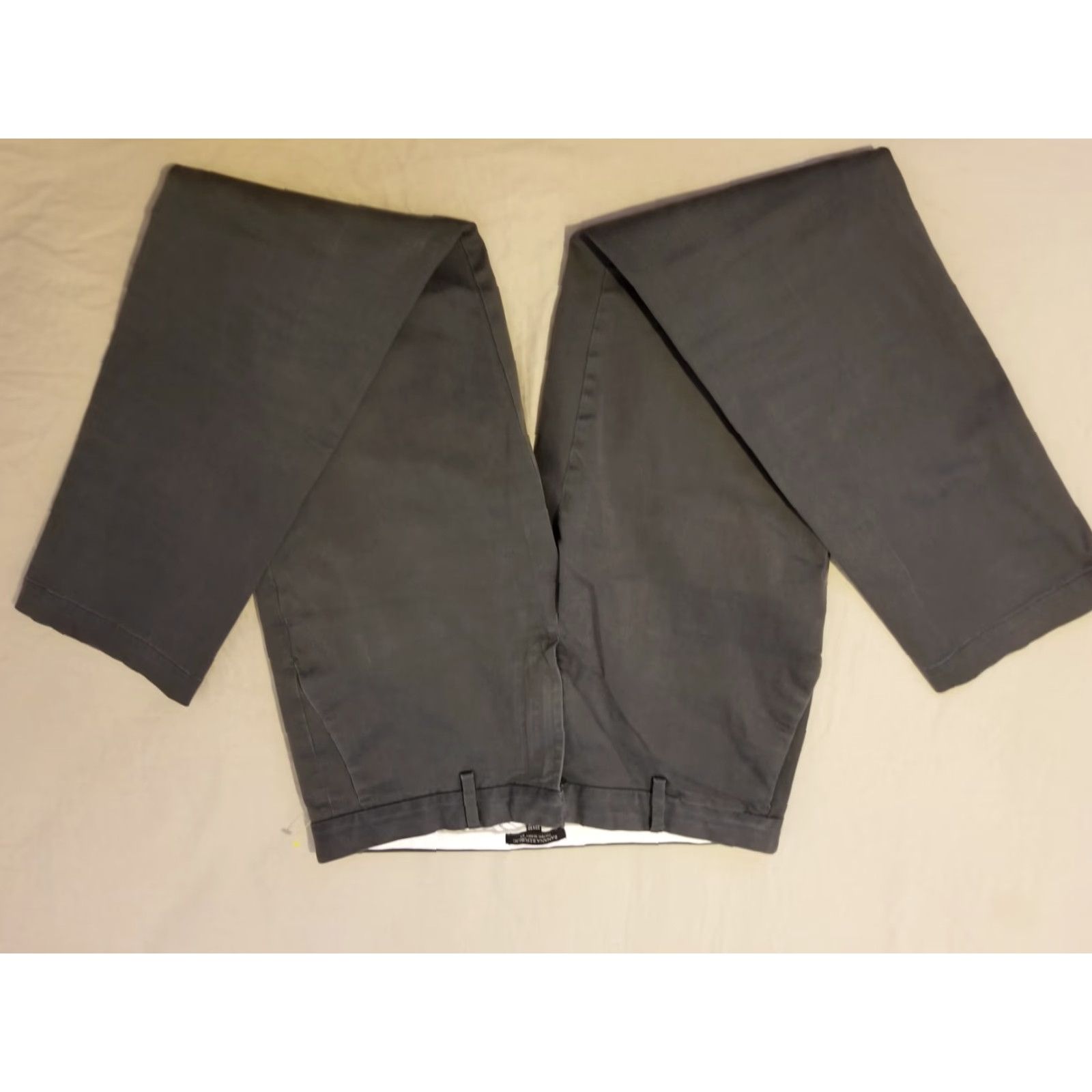 Banana Republic Mens Banana Republic Khaki Dress Pants 33x32 33x30 Gray Slack Chino Trouser Size US 33 - 2 Thumbnail