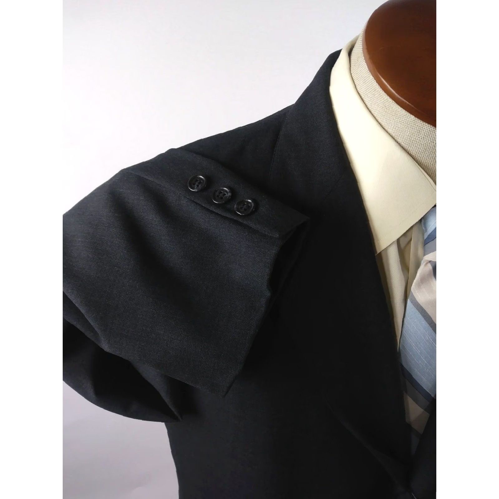 Brooks Brothers Brooks Brothers Blazer Mens 43 Long Gray Wool Three-Button Single-Breasted Jacket Coat Notch Lapel Long Sleeve 100% Wool Regular Department Men Size 46R - 3 Thumbnail
