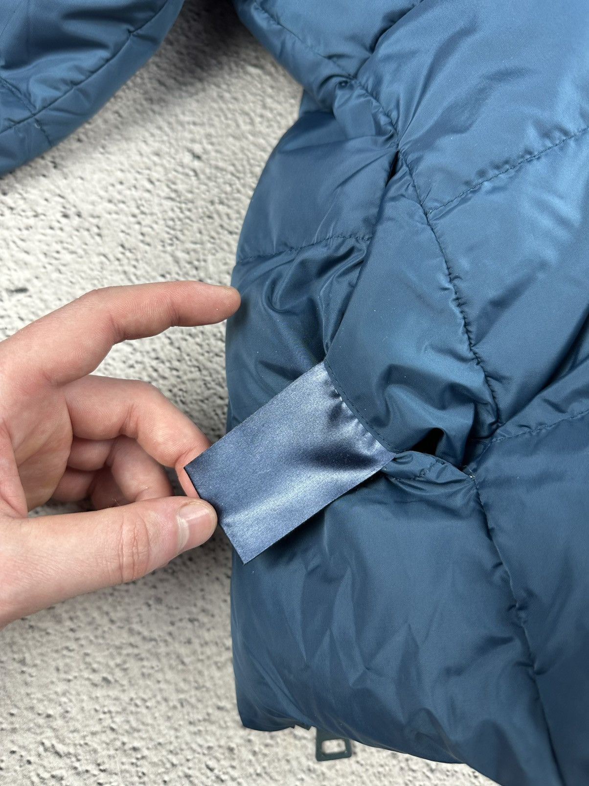 Herno Vintage Herno Polar-Tech Down Puffer Jacket Luxury Old Money Size L / US 10 / IT 46 - 16 Thumbnail