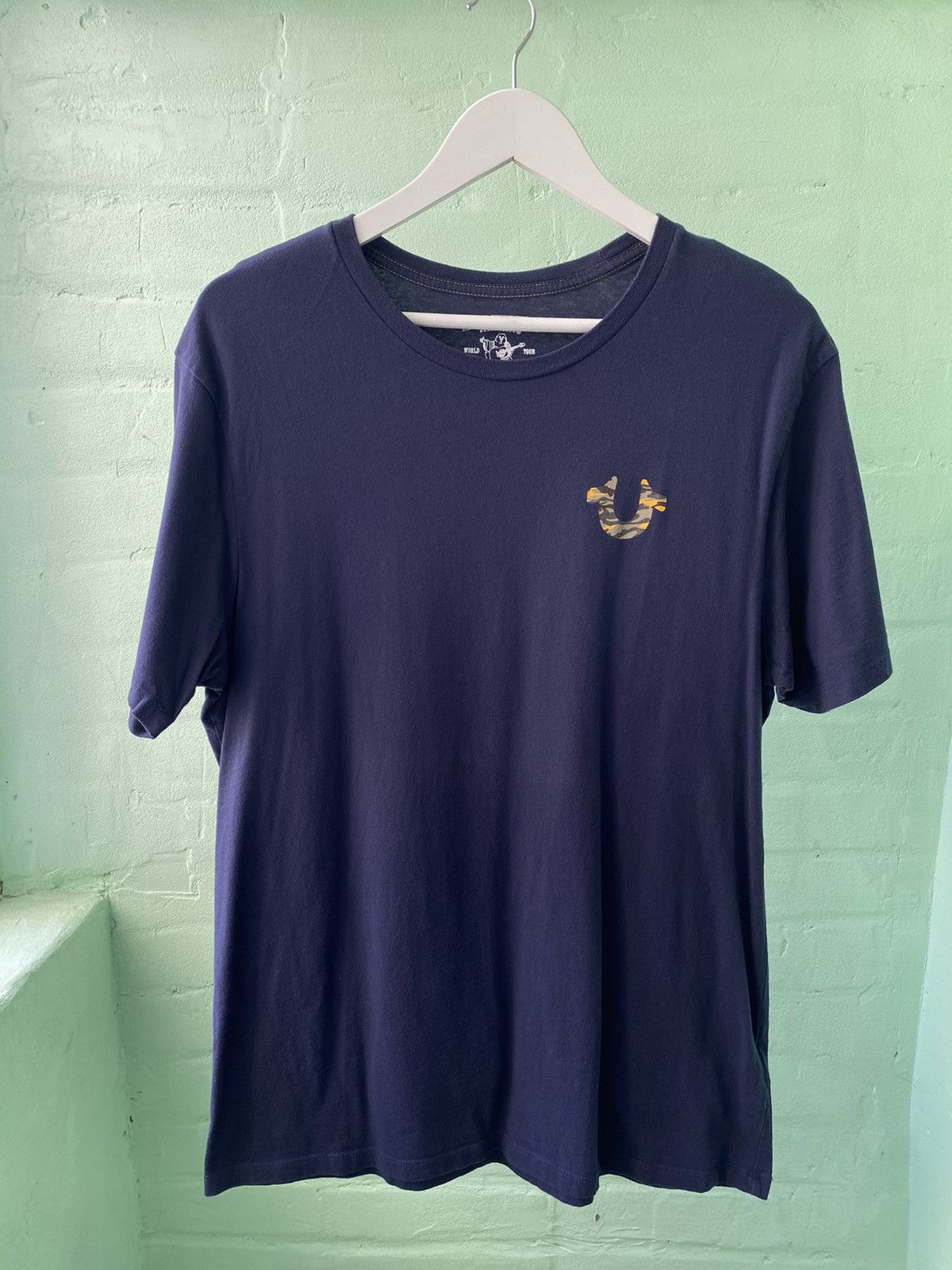 True Religion × Vintage Vintage Y2K True Religion World Tour Big Logo t-shirt Size US L / EU 52-54 / 3 - 4 Thumbnail