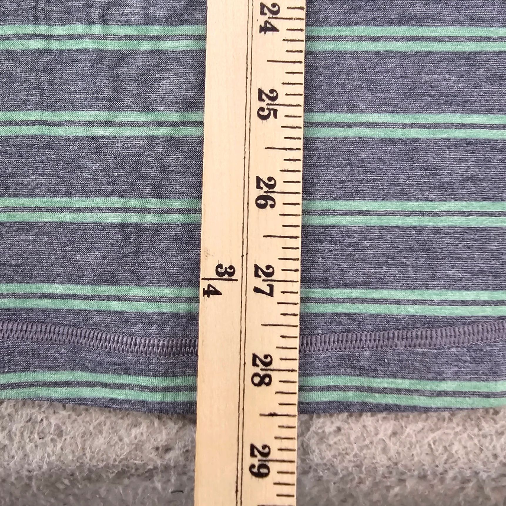 Lululemon Lululemon Polo Shirt Mens M Grey Striped Performance Athletica Stretch Shirt Polo Short Sleeve Collared Button Logo Casual Activewear Workwear Size US M / EU 48-50 / 2 - 7 Thumbnail