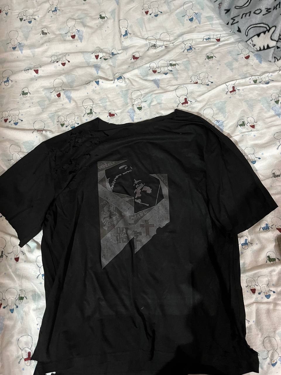 Vintage praying t shirt Size US M / EU 48-50 / 2 - 1 Thumbnail