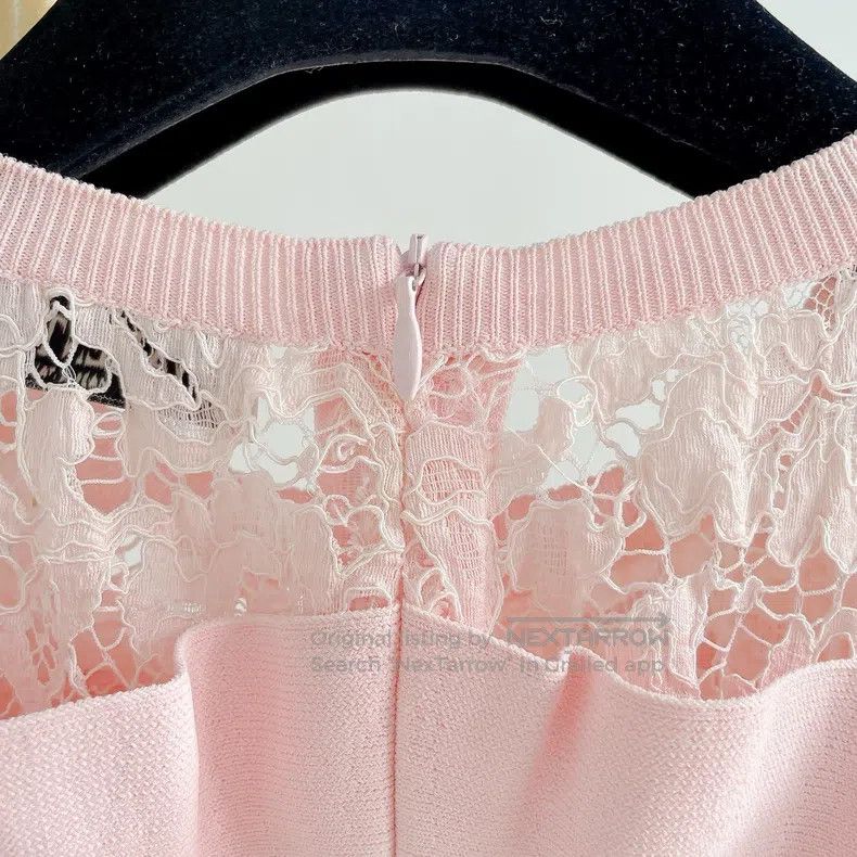 Valentino Valentino Pink lace knitted dress Size XS / US 0-2 / IT 36-38 - 5 Thumbnail