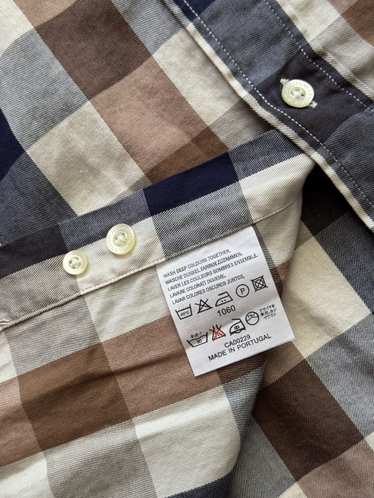 Aquascutum Vintage Aquascutum London Short Sleeve Shirt Size US M / EU 48-50 / 2 - 7 Thumbnail