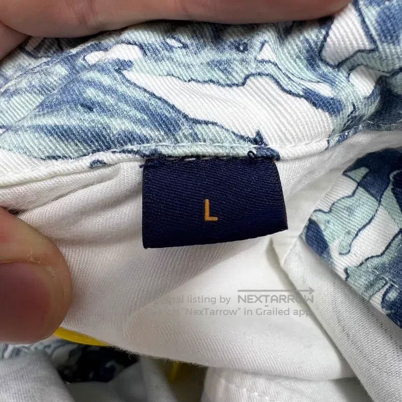 Louis Vuitton Louis Vuitton Seaweed Logo Shirt Size US L / EU 52-54 / 3 - 5 Thumbnail