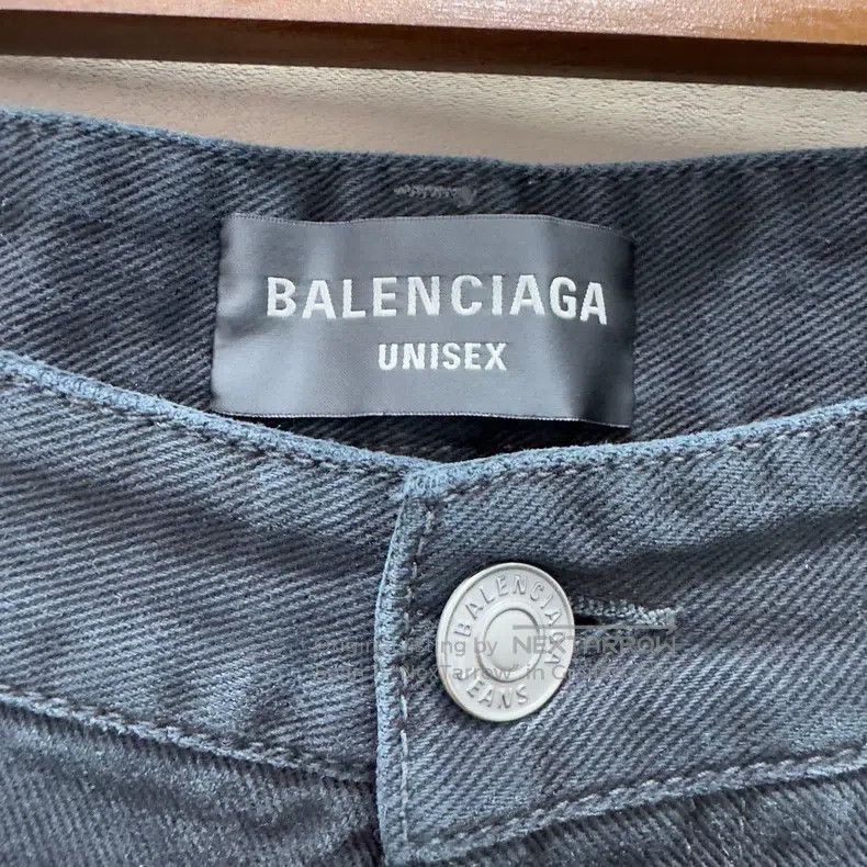 Balenciaga Balenciaga size XS Large Embroidered Logo Black Denim Pant Size US 27 - 3 Thumbnail