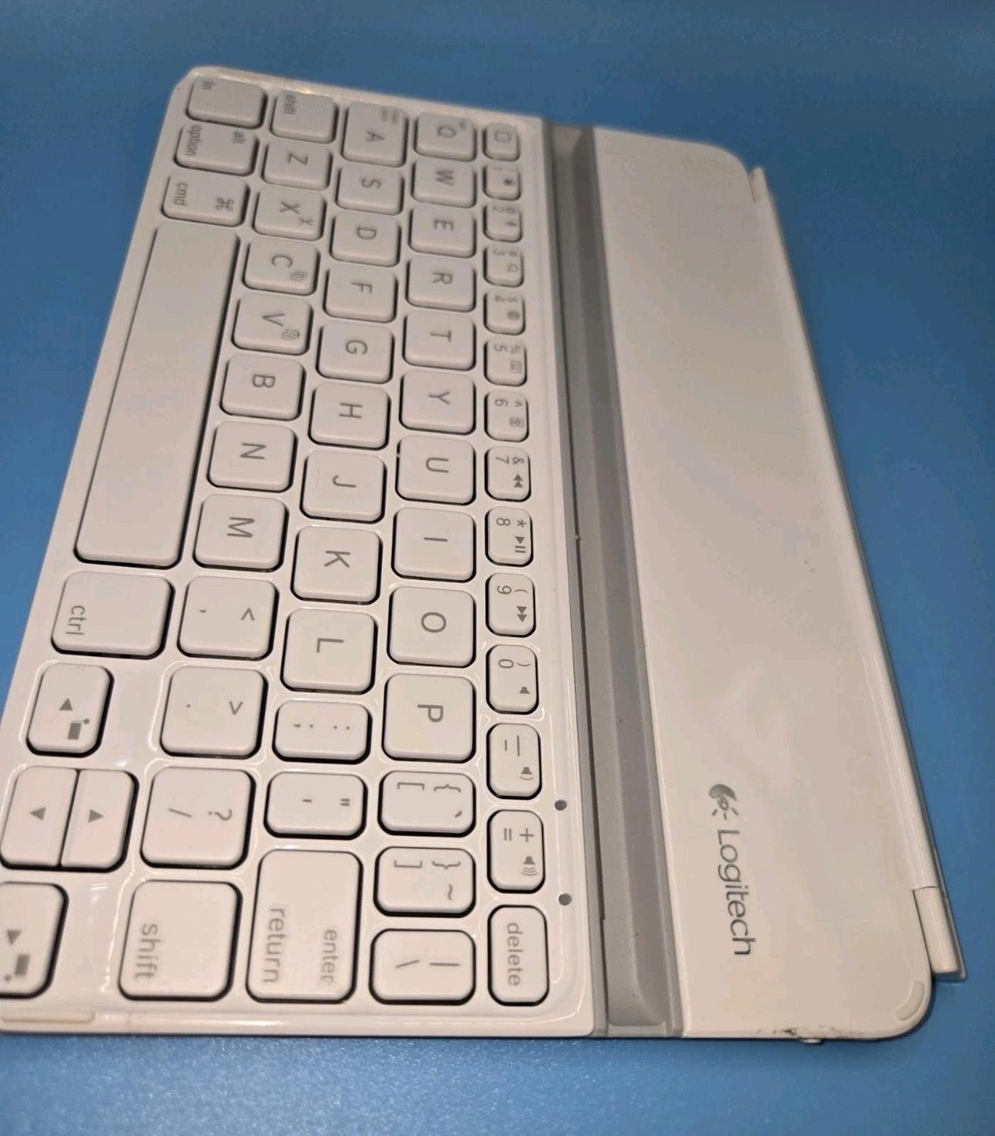 Other Logitech Ultraslim Keyboard 10", Rechargeable for iPad Mini Size ONE SIZE - 5 Thumbnail