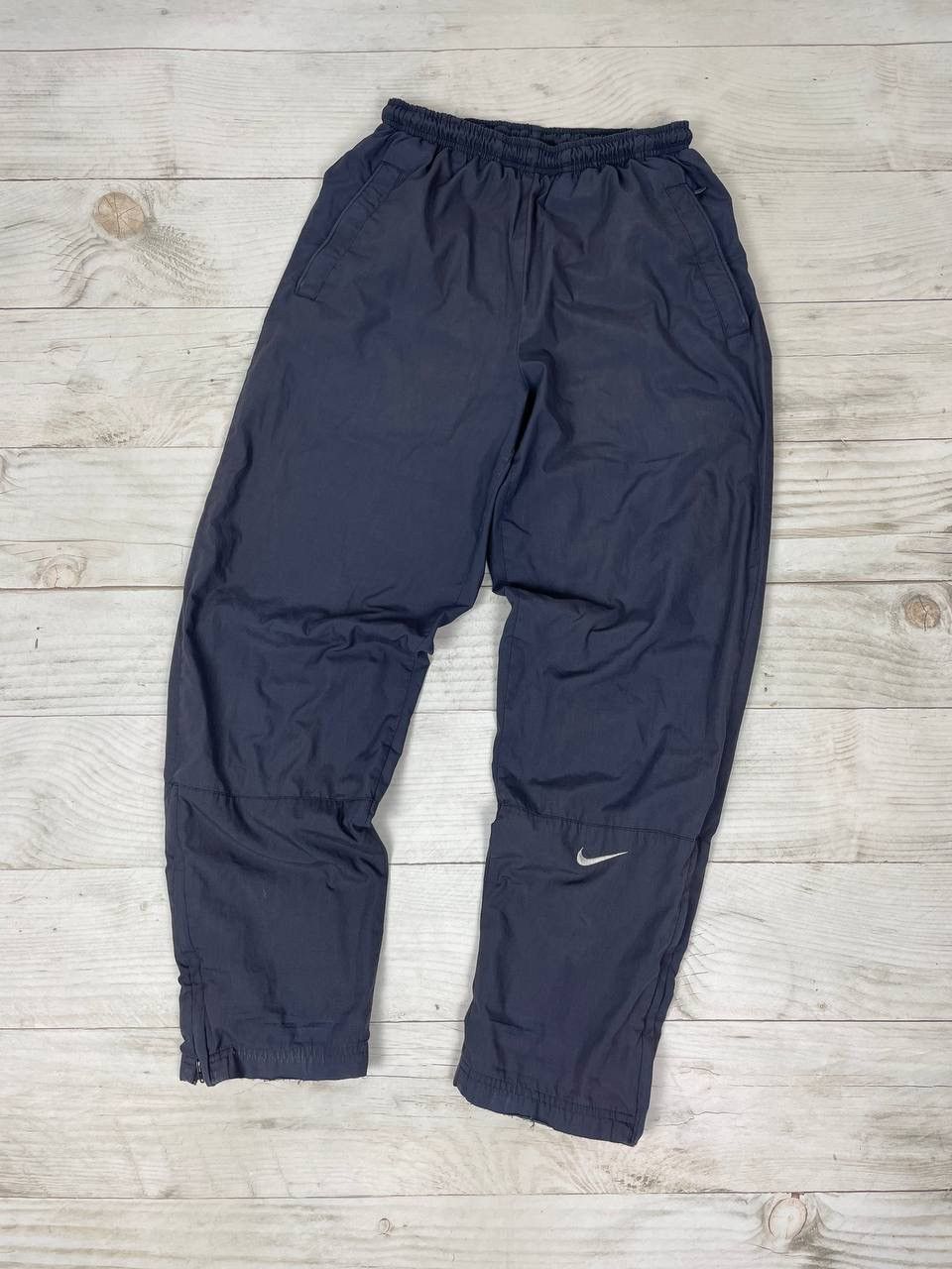 Nike Vintage Nike Pants Swoosh Nylon 90s Size US 30 / EU 46 - 2 Thumbnail