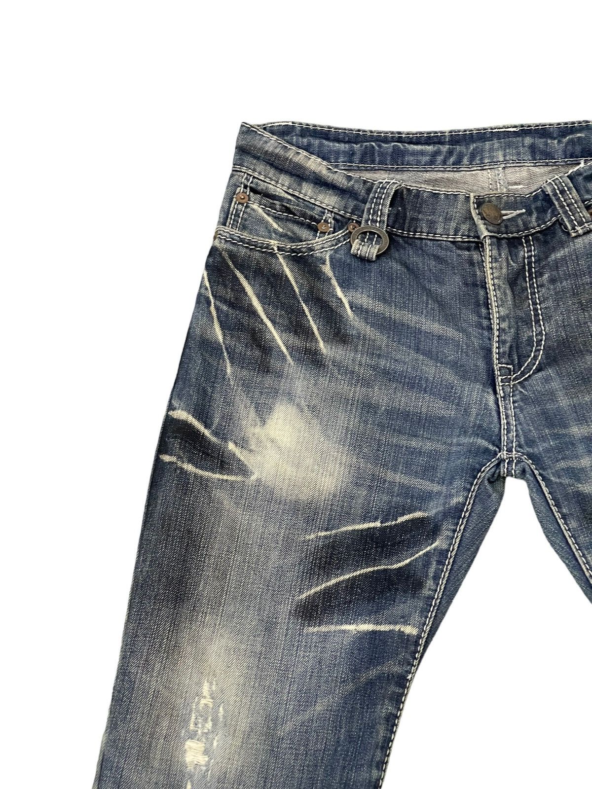 BUFFALO BOBS Flare Jeans Johnny Wolf Curv Leg Distress Low Rise Slim 8🟦1 Size US 30 / EU 46 - 8 Thumbnail