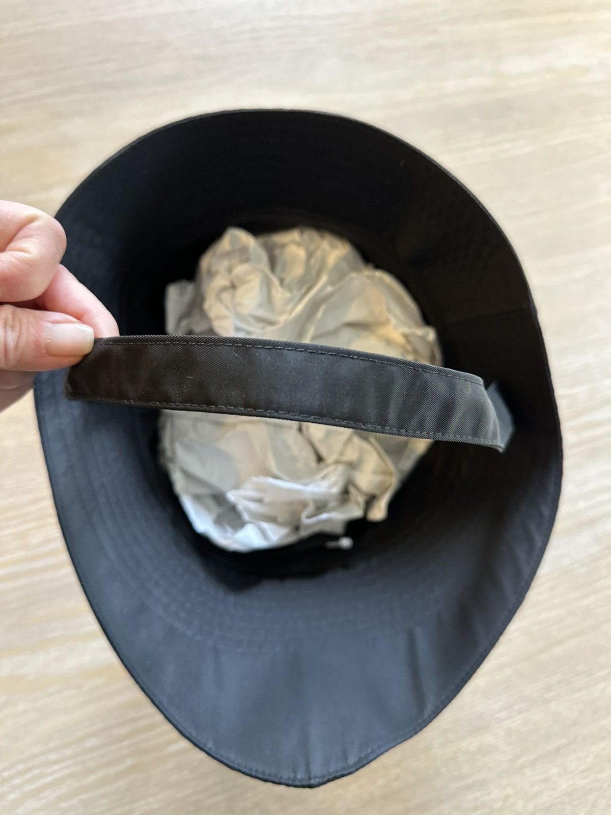 Prada Prada Bucket Hat w pocket Size ONE SIZE - 4 Thumbnail