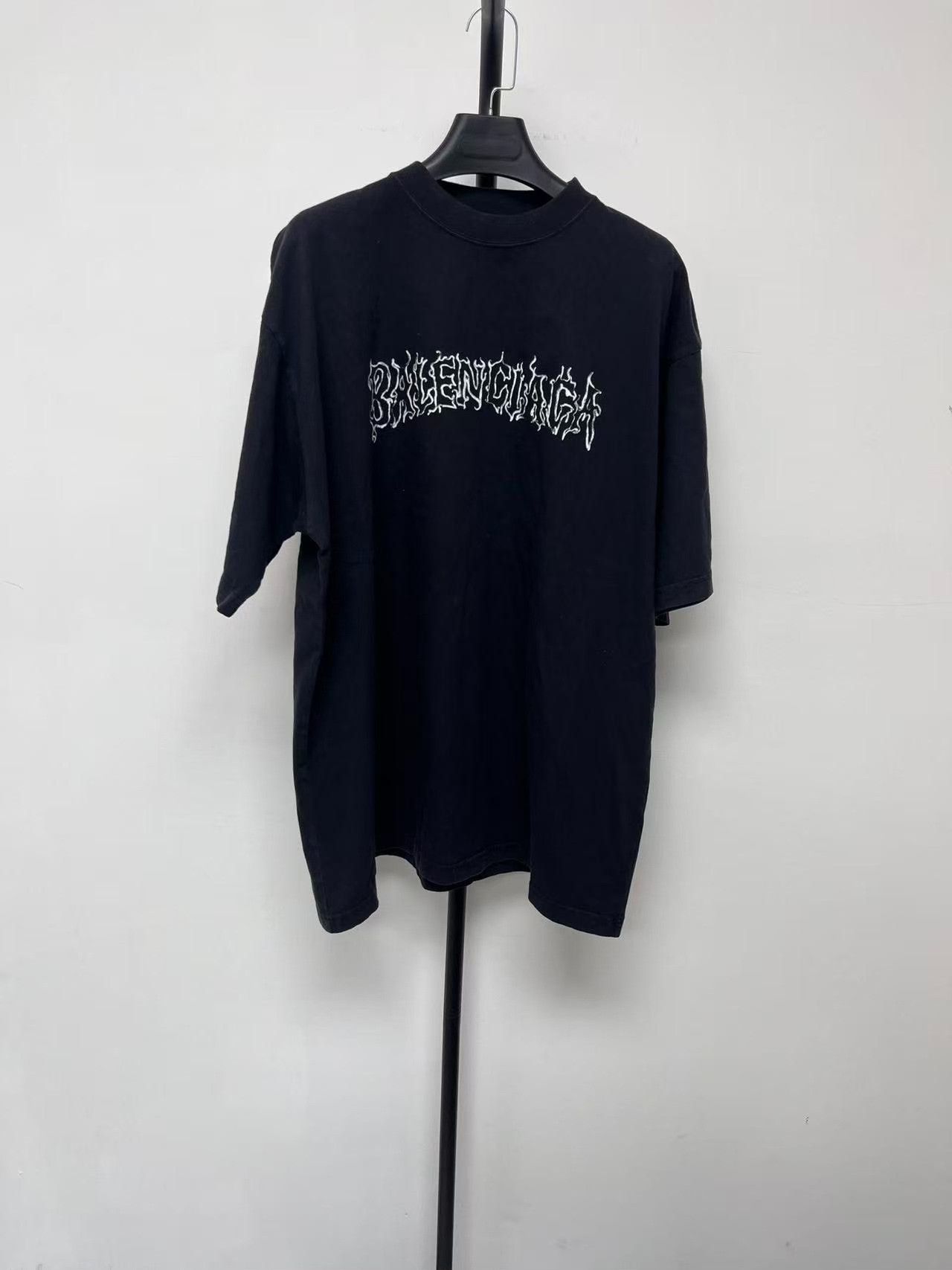Balenciaga Balenciaga Washed Faded Letter Print T-Shirt Size US M / EU 48-50 / 2 - 1 Thumbnail