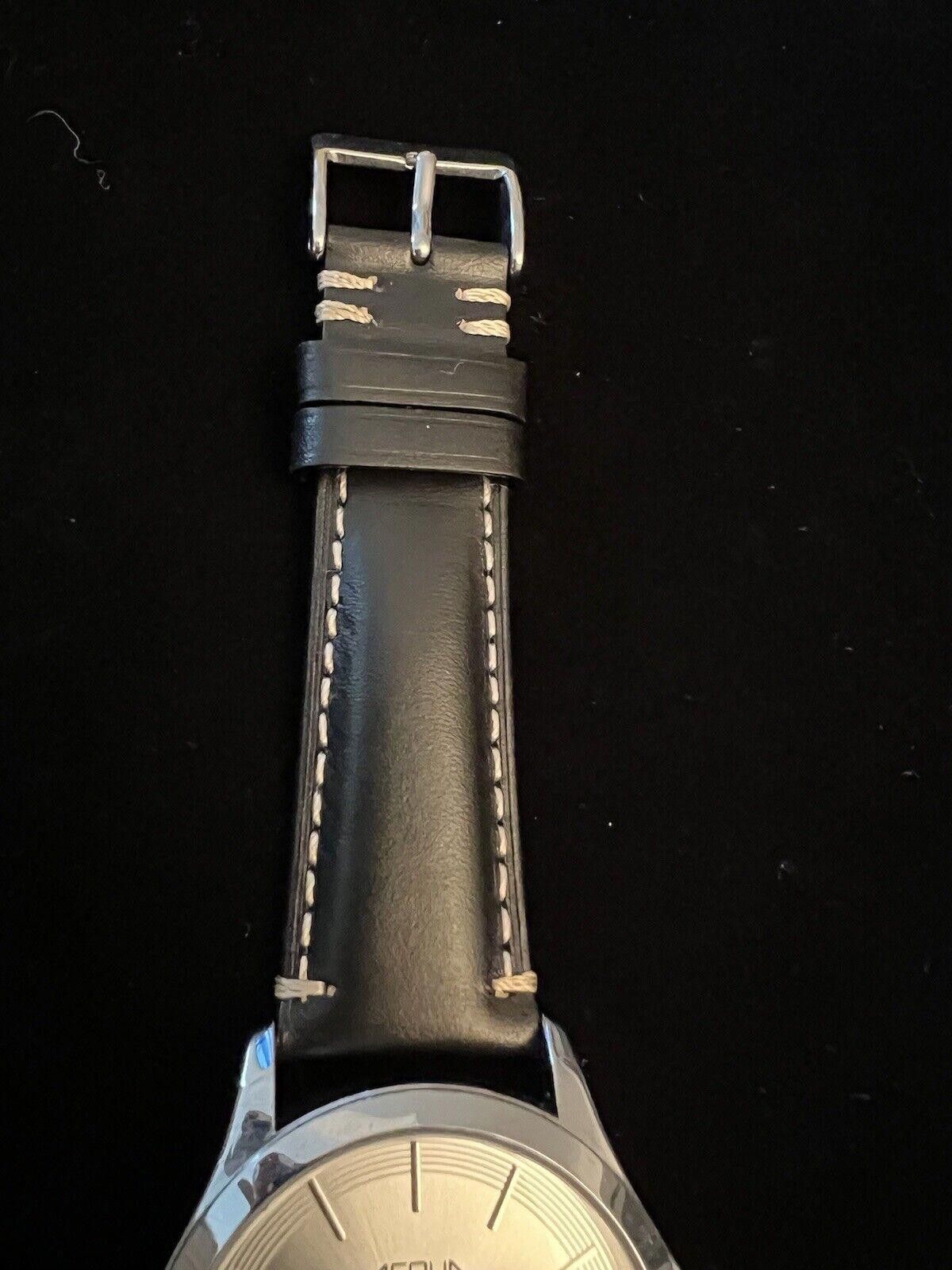 Aquascutum Vintage ACQUA Quartz Men's Watch New Band New Battery Size ONE SIZE - 4 Thumbnail
