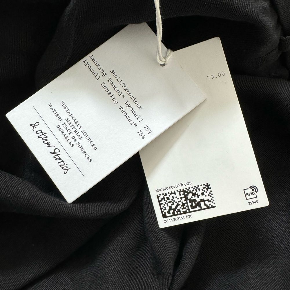 & Other Stories & Other Stories SZ 0 black high-waisted shorts Size 25" / US 0 / IT 36 - 8 Thumbnail