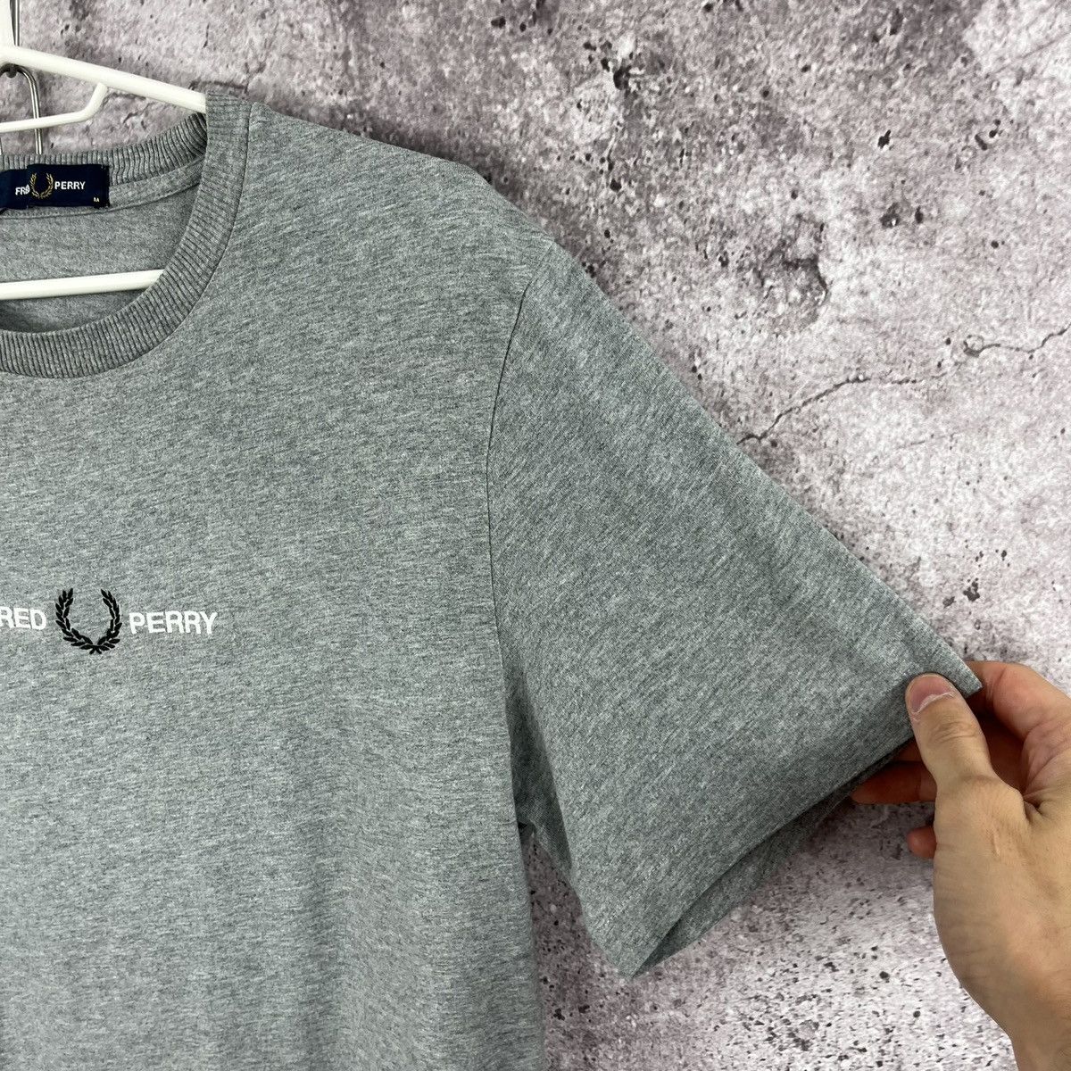 Fred Perry Fred Perry Vintage Tee Centre Logo Embroidery Grey Size M Size US M / EU 48-50 / 2 - 5 Thumbnail