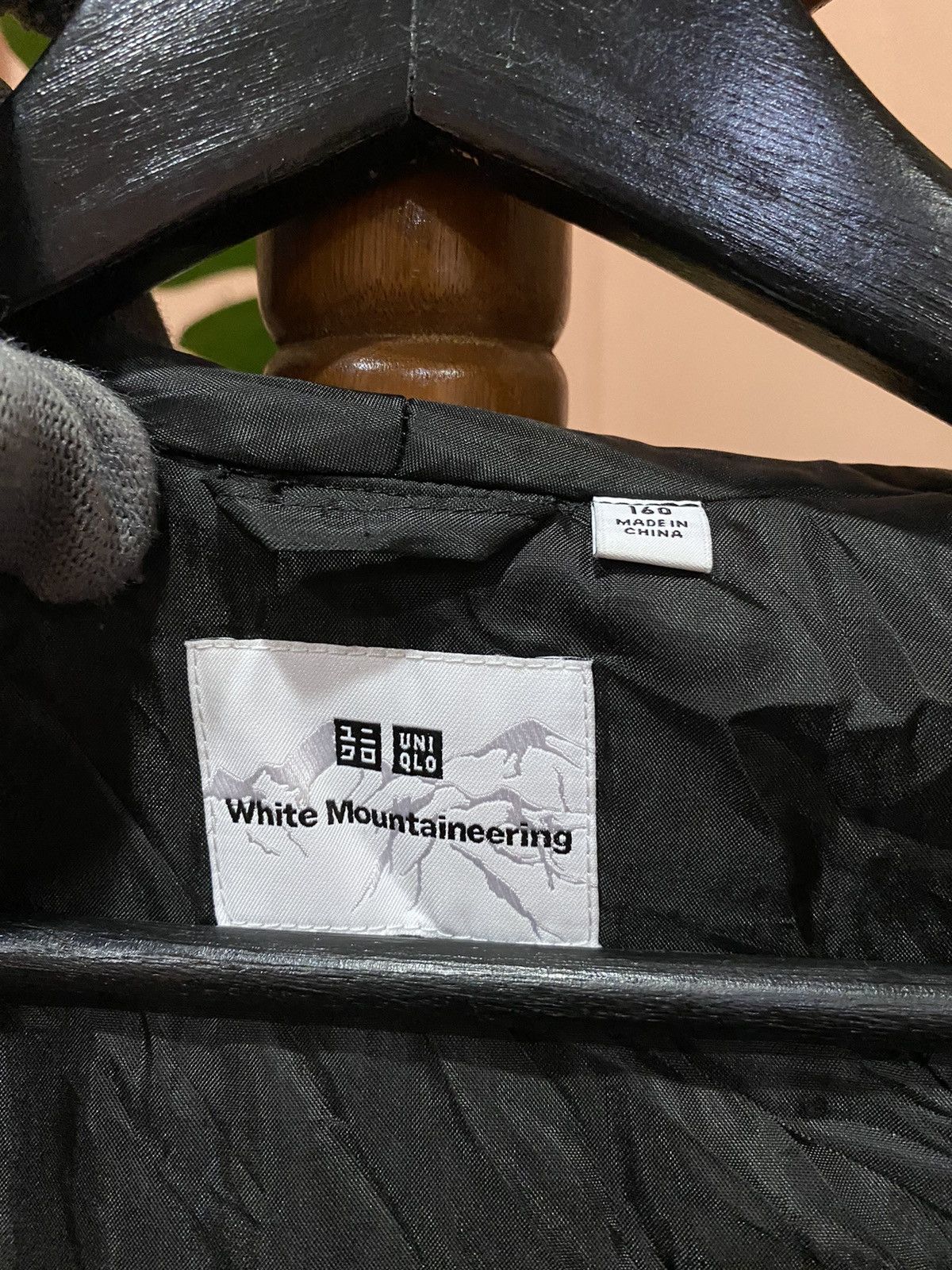 Uniqlo × White Mountaineering WINDBREAKER ALL BLACK JACKET Size US S / EU 44-46 / 1 - 8 Thumbnail