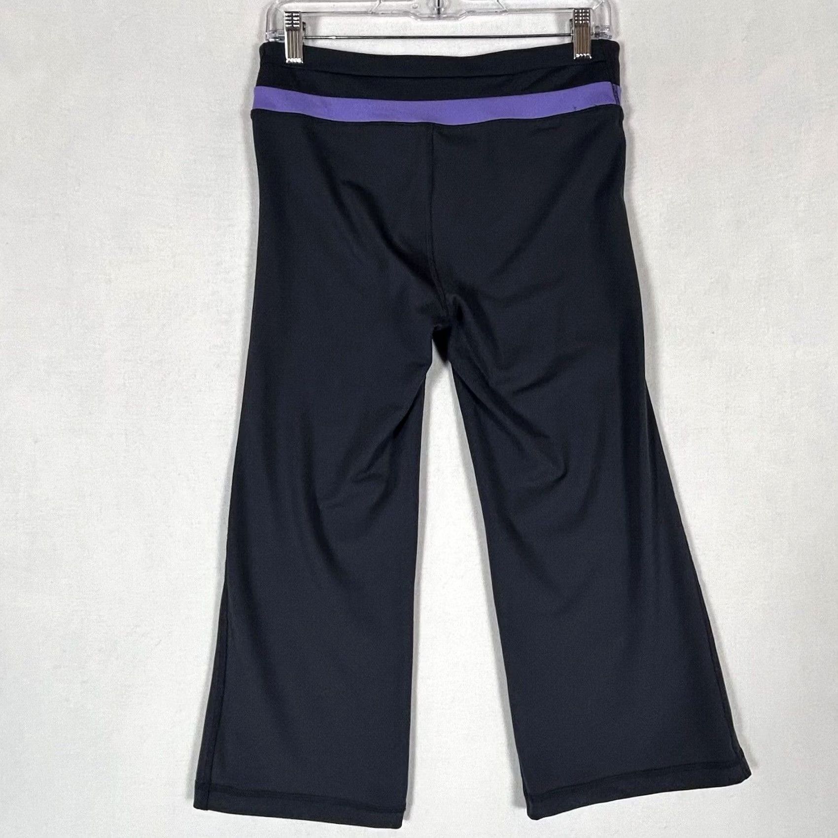 Gap Gap Body Activewear Leggings Womens Medium Black Capri Spandex Blend Compression Size 32" / US 10 / IT 46 - 6 Thumbnail