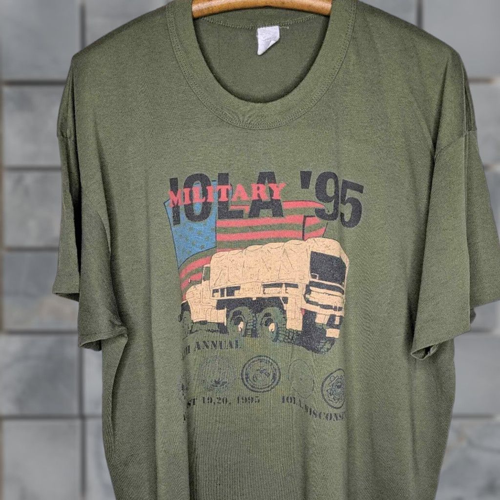 Vintage VINTAGE MT 95 Military Iola WI Single Stitch T-shirt Unisex Adults 2XL Green Distressed Thrash Rare Thrash? Size US XXL / EU 58 / 5 - 1 Thumbnail