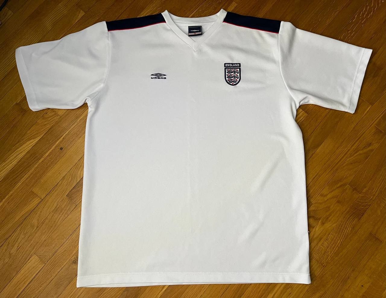 Umbro Umbro England national soccer team jersey 2004 Size US XL / EU 56 / 4 - 1 Thumbnail
