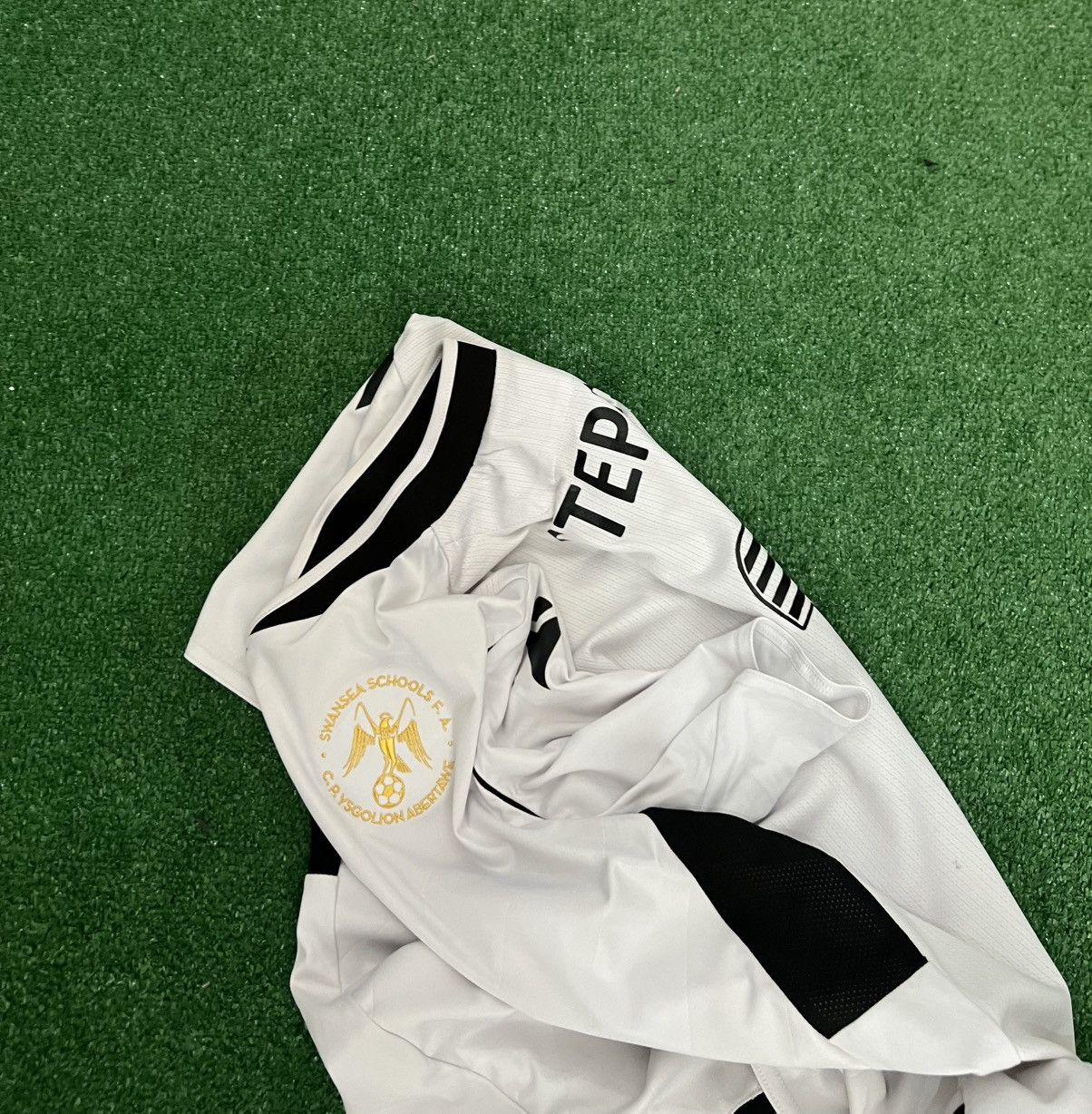 Macron Swansea Academy Jersey Size US M / EU 48-50 / 2 - 7 Thumbnail