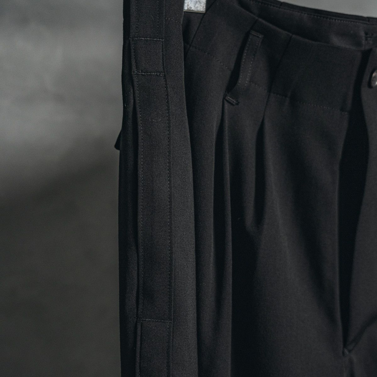 Yohji Yamamoto Yohji Yamamoto Pour Homme - Wool Gabardine SIDE TAPED PANTS Size US 30 / EU 46 - 13 Thumbnail