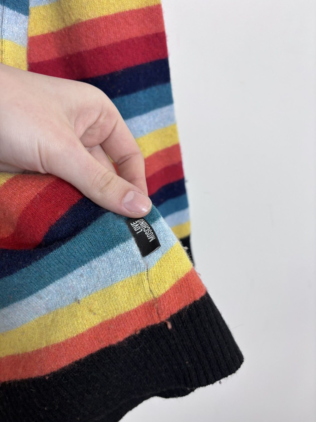 Love Moschino Love Moschino Women’s Rainbow Striped Wool Cashmere Sweater Size S / US 4 / IT 40 - 6 Thumbnail