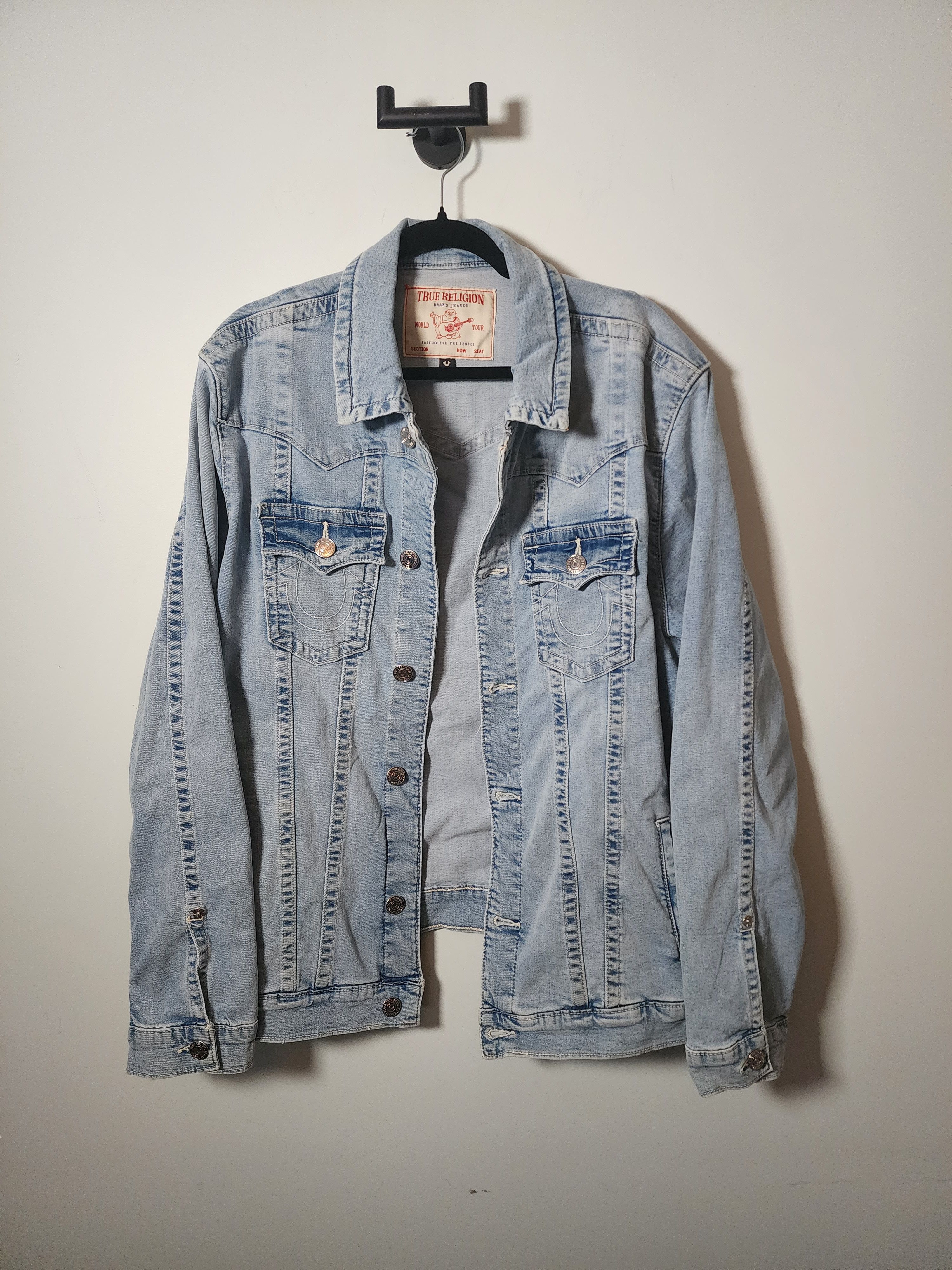 UNDER RETAIL* True Religion Light Wash Denim Jean Jacket