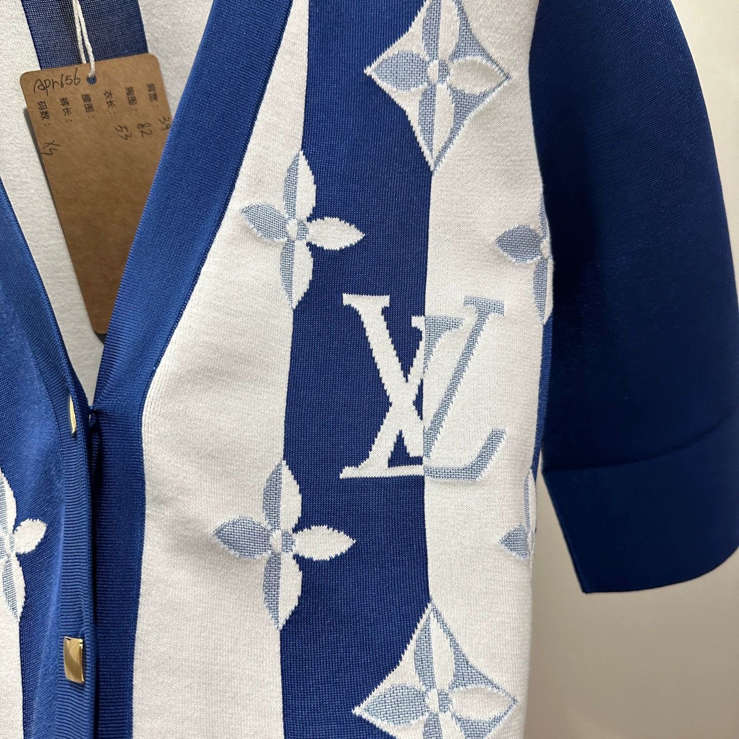 Louis Vuitton LV full logo blue/white short-sleeve knit cardigan silk xs Size XS / US 0-2 / IT 36-38 - 7 Thumbnail