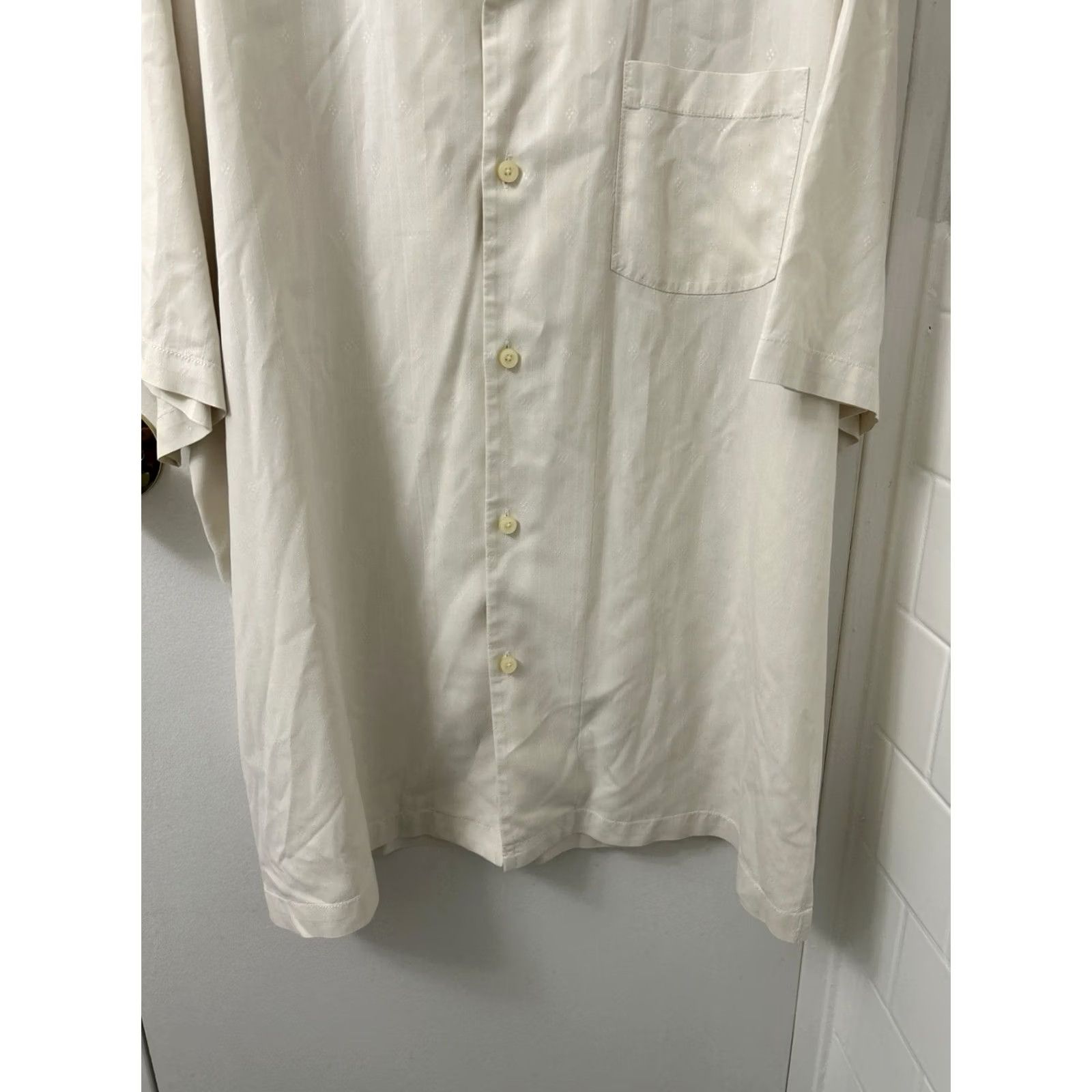 Tommy Bahama Tommy Bahama Shirt Mens XL Beige 100% Silk Button-Down Short Sleeve Island Style Resort Wear Size US XL / EU 56 / 4 - 3 Thumbnail