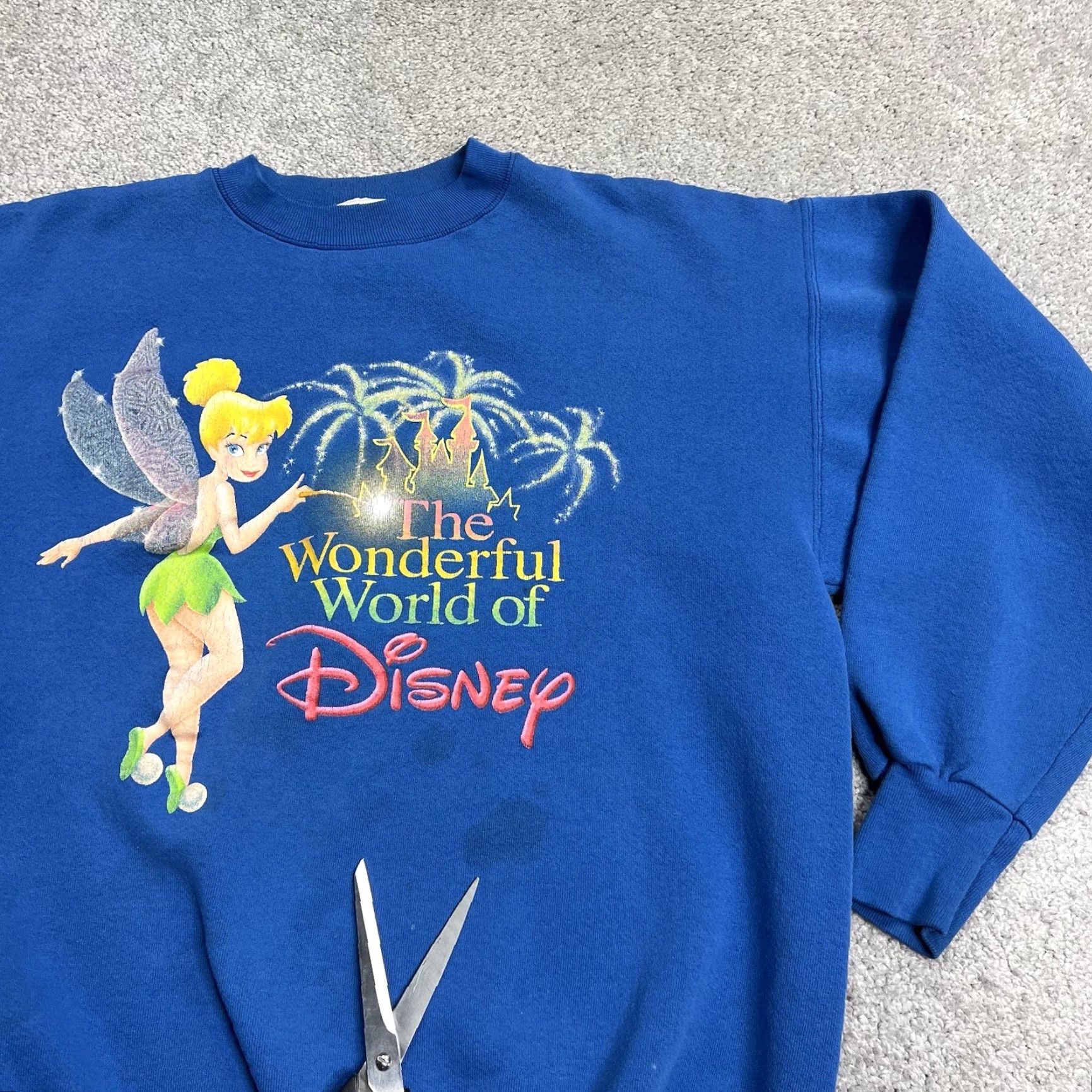 Disney VINTAGE Disney Tinker Bell Sweatshirt Unisex Adults Medium Blue Sweatshirt Fleece Lined Pullover Crew Neck Long Sleeve Graphic Print Logo Size M / US 6-8 / IT 42-44 - 4 Thumbnail