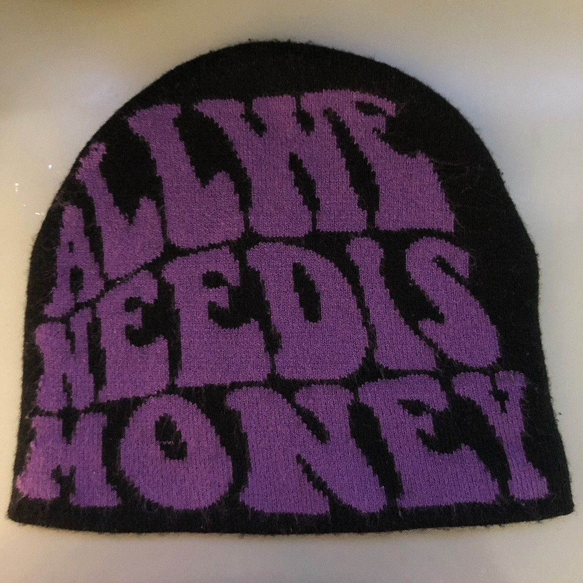 Other “all we need is money” beanie Size ONE SIZE - 1 Preview