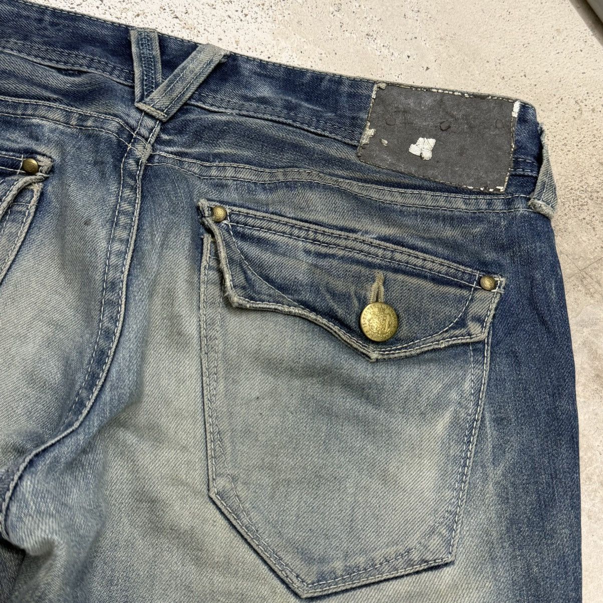 Vanquish Vanquish Muddy Distressed Whisker Denim Pants Size US 31 - 15 Thumbnail
