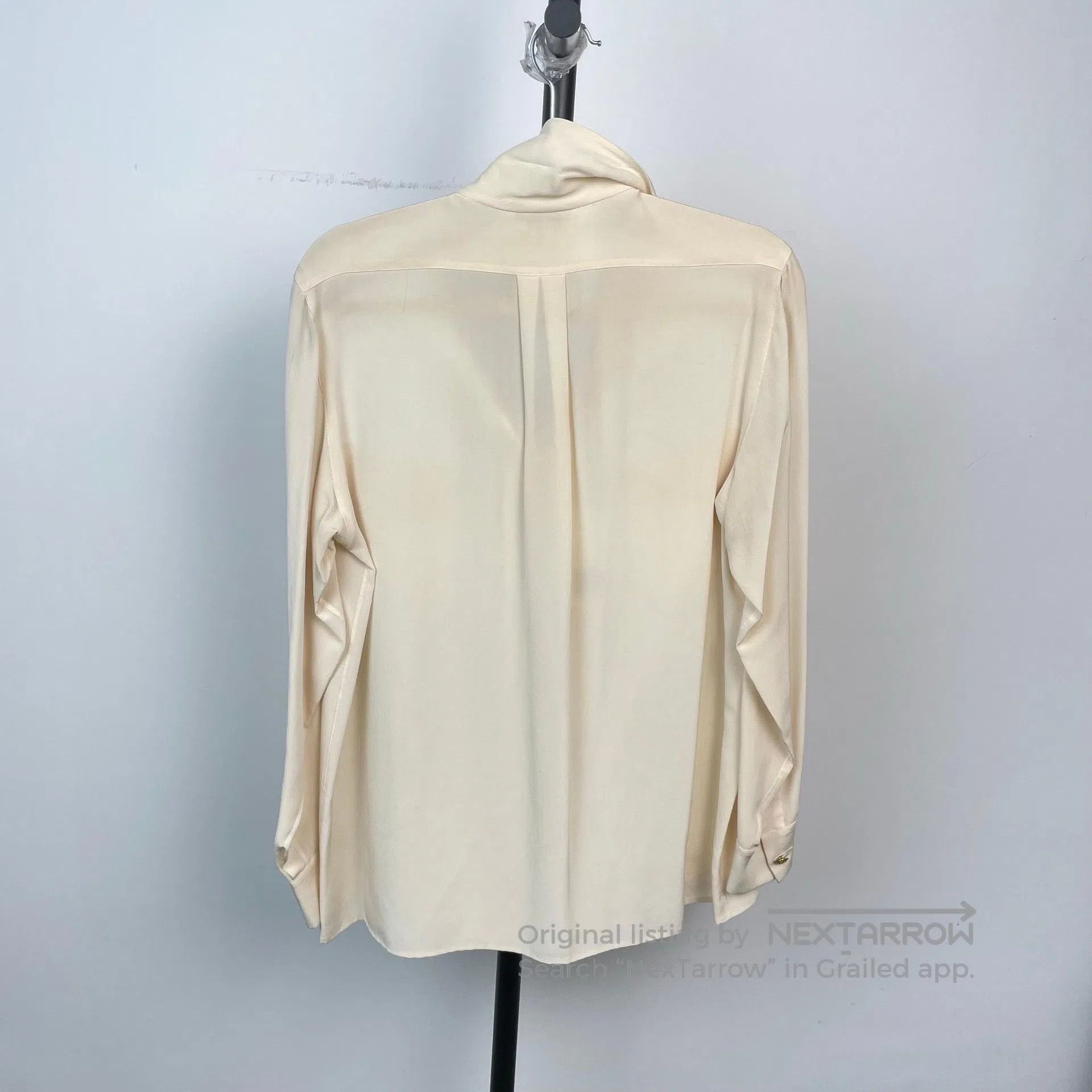 Chanel Chanel Ivory White Gold Button Long Sleeve Shirt| Size XXS / US 00 / IT 34 - 2 Thumbnail
